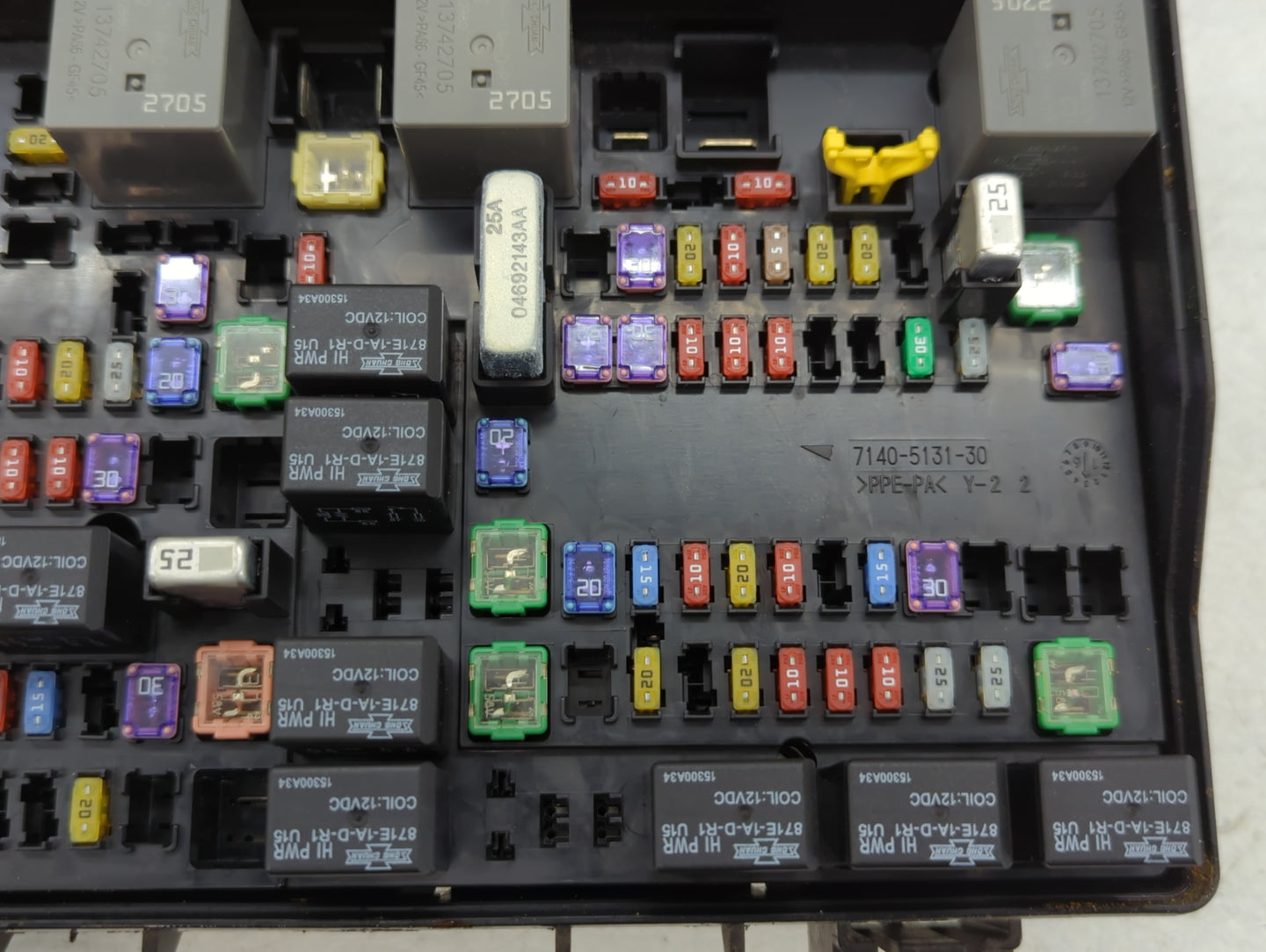 2016 Dodge Ram 1500 Fusebox Fuse Box Panel Relay Module P/N:P68258527AA Fits OEM Used Auto Parts - Oemusedautoparts1.com