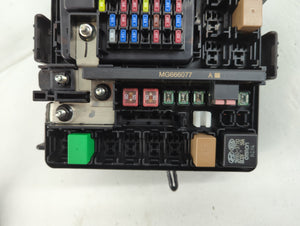 2016-2018 Hyundai Tucson Fusebox Fuse Box Panel Relay Module P/N:91941-D3023 Fits Fits 2016 2017 2018 OEM Used Auto Parts