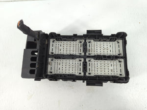 2016-2017 Chevrolet Malibu Fusebox Fuse Box Panel Relay Module P/N:84144636_01 Fits Fits 2016 2017 OEM Used Auto Parts