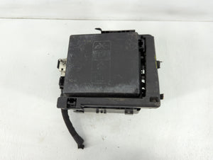 2018-2019 Chevrolet Traverse Fusebox Fuse Box Panel Relay Module P/N:PP-TD40 7171-5421-30 Fits Fits 2018 2019 OEM Used Auto Parts