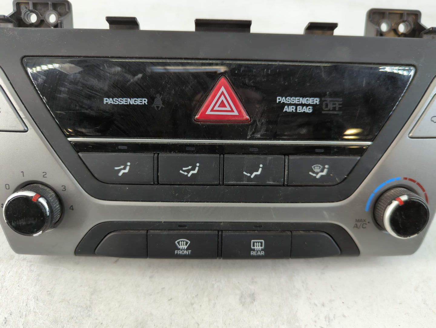 2018-2020 Hyundai Elantra Climate Control Module Temperature AC/Heater Replacement P/N:97250 E20614X Fits Fits 2018 2019 2020 OEM Used Auto Parts - Oemusedautoparts1.com