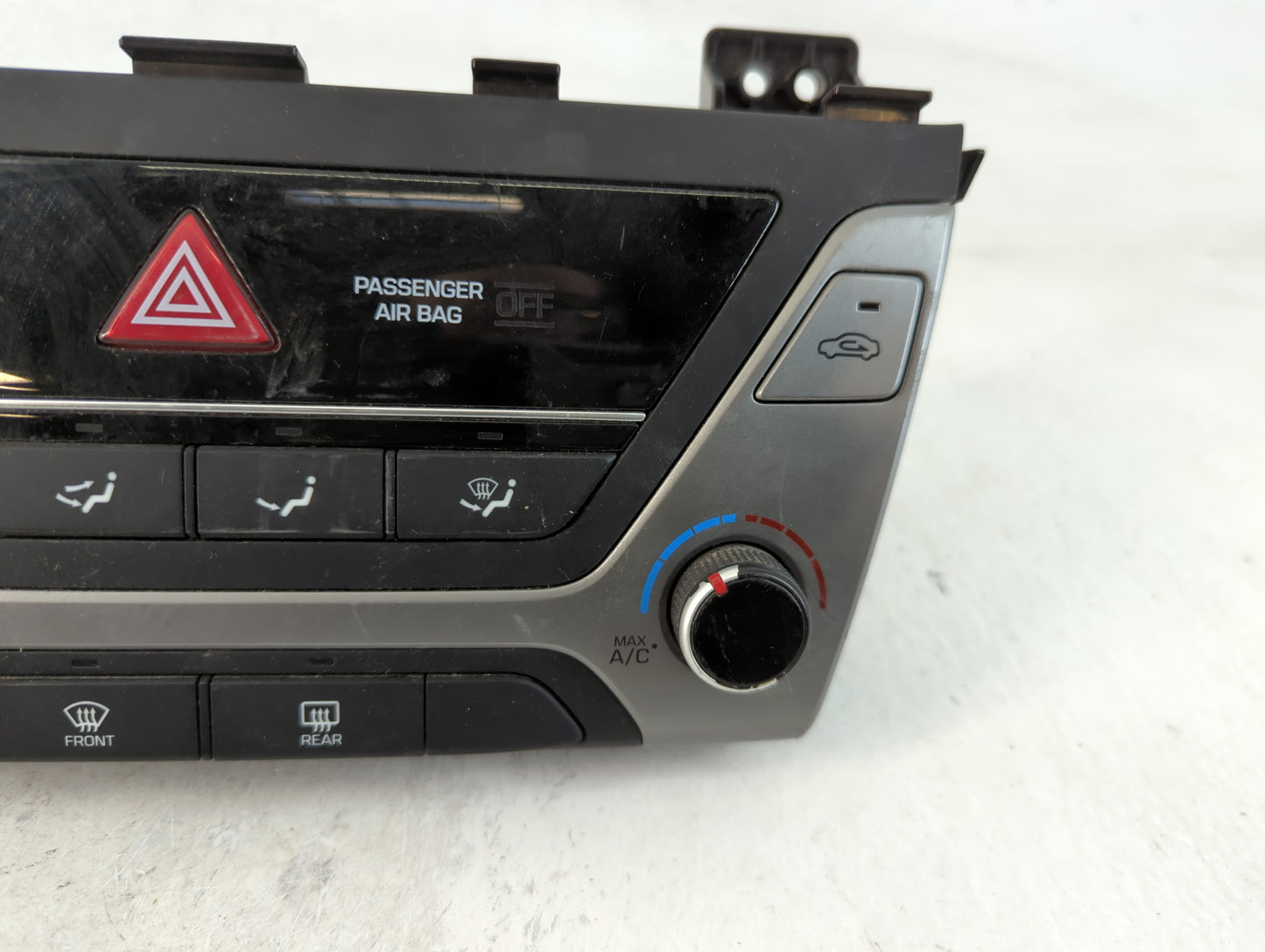 2018-2020 Hyundai Elantra Climate Control Module Temperature AC/Heater Replacement P/N:97250 E20614X Fits Fits 2018 2019 2020 OEM Used Auto Parts - Oemusedautoparts1.com