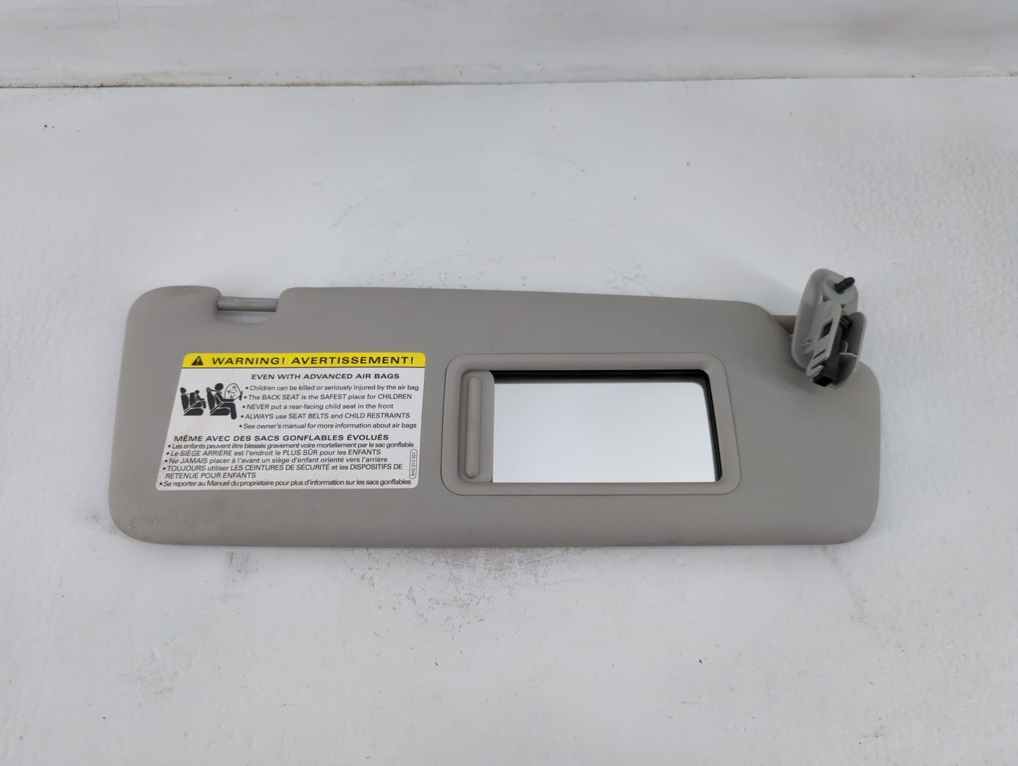 2002-2008 Audi A4 Sun Visor Shade Replacement Passenger Right Mirror Fits Fits 2002 2003 2004 2005 2006 2007 2008 OEM Used Auto Parts - Oemusedautoparts1.com