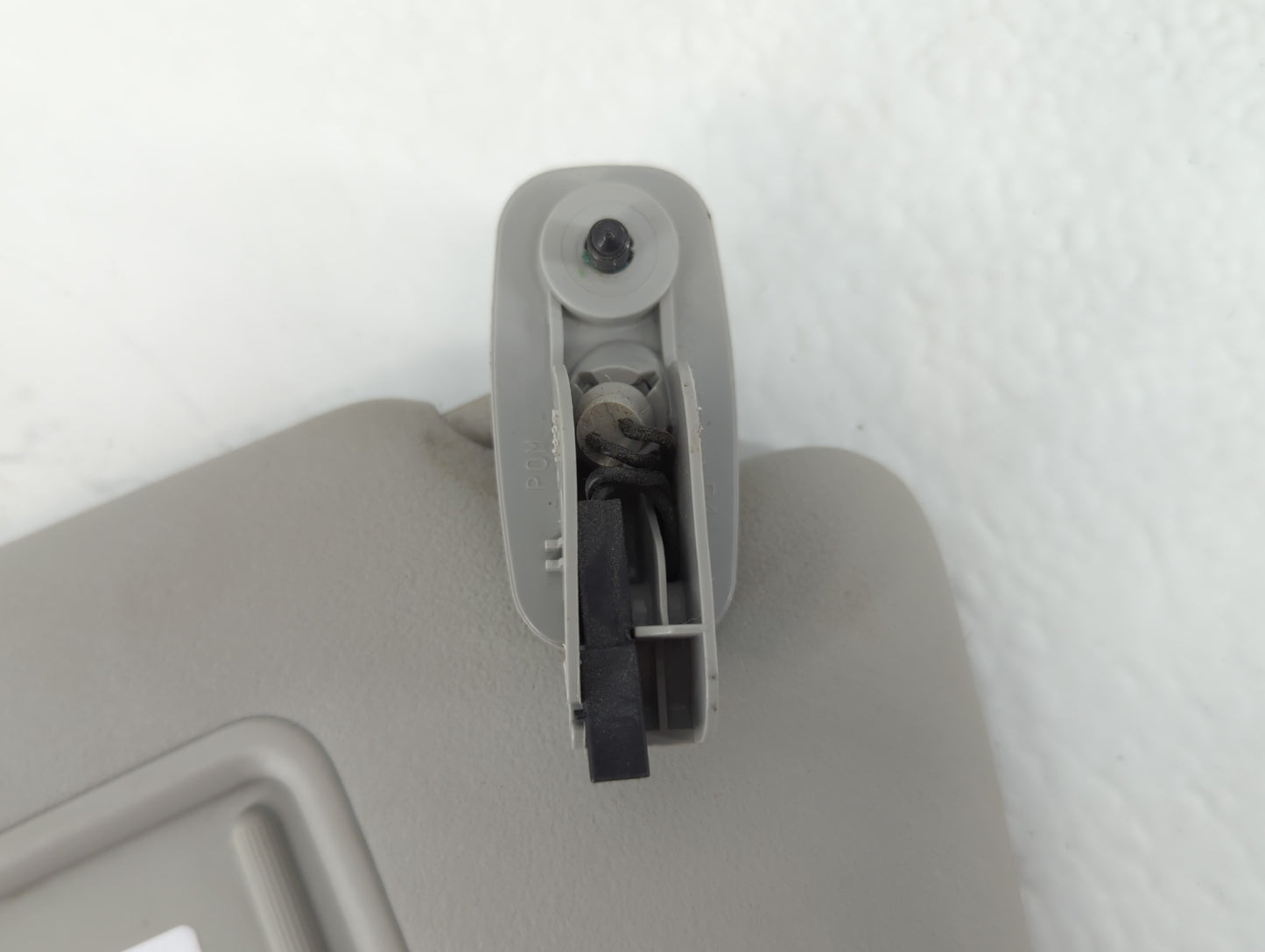 2002-2008 Audi A4 Sun Visor Shade Replacement Passenger Right Mirror Fits Fits 2002 2003 2004 2005 2006 2007 2008 OEM Used Auto Parts - Oemusedautoparts1.com