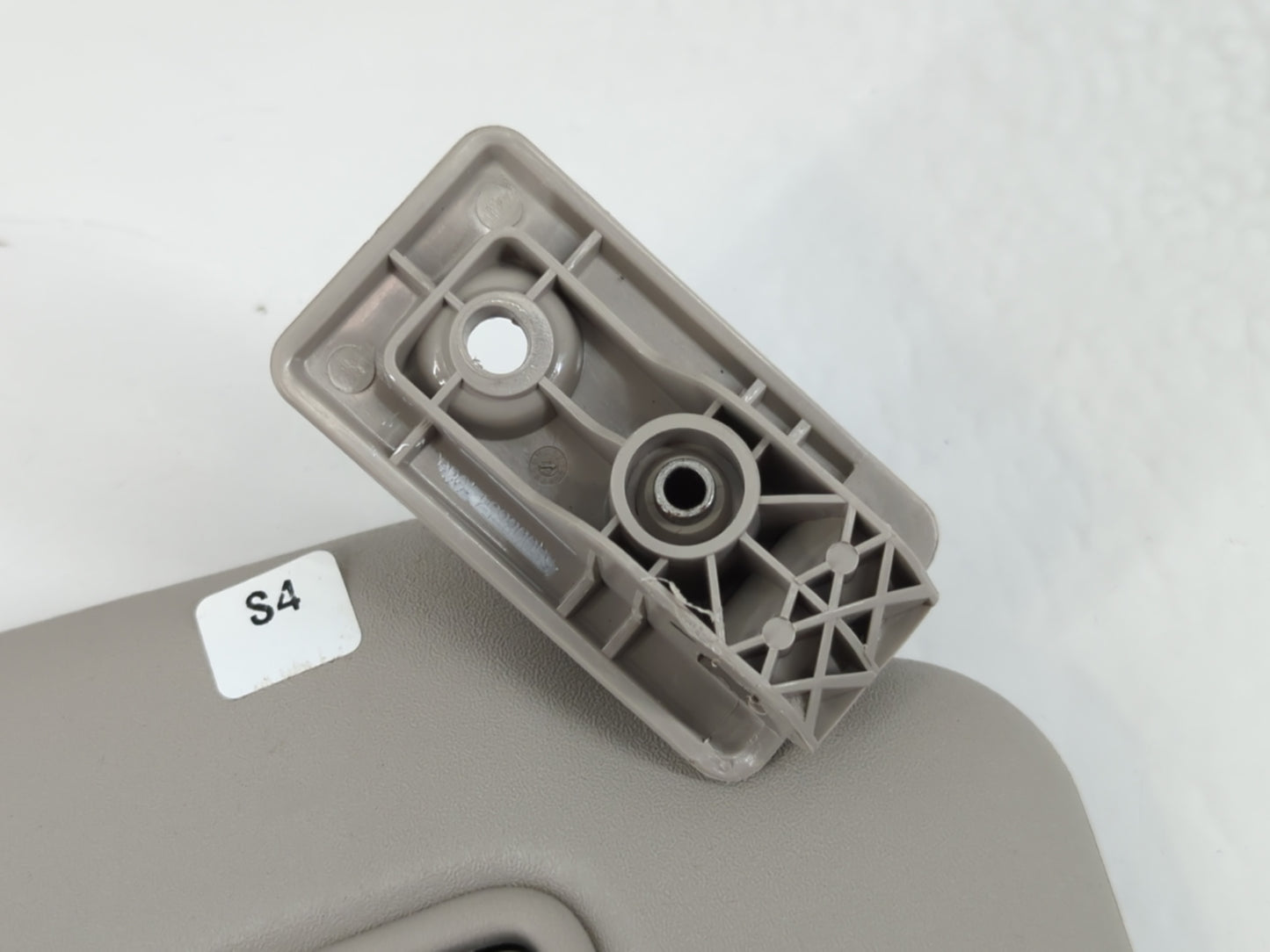 2018-2021 Nissan Kicks Sun Visor Shade Replacement Passenger Right Mirror Fits Fits 2018 2019 2020 2021 OEM Used Auto Parts - Oemusedautoparts1.com