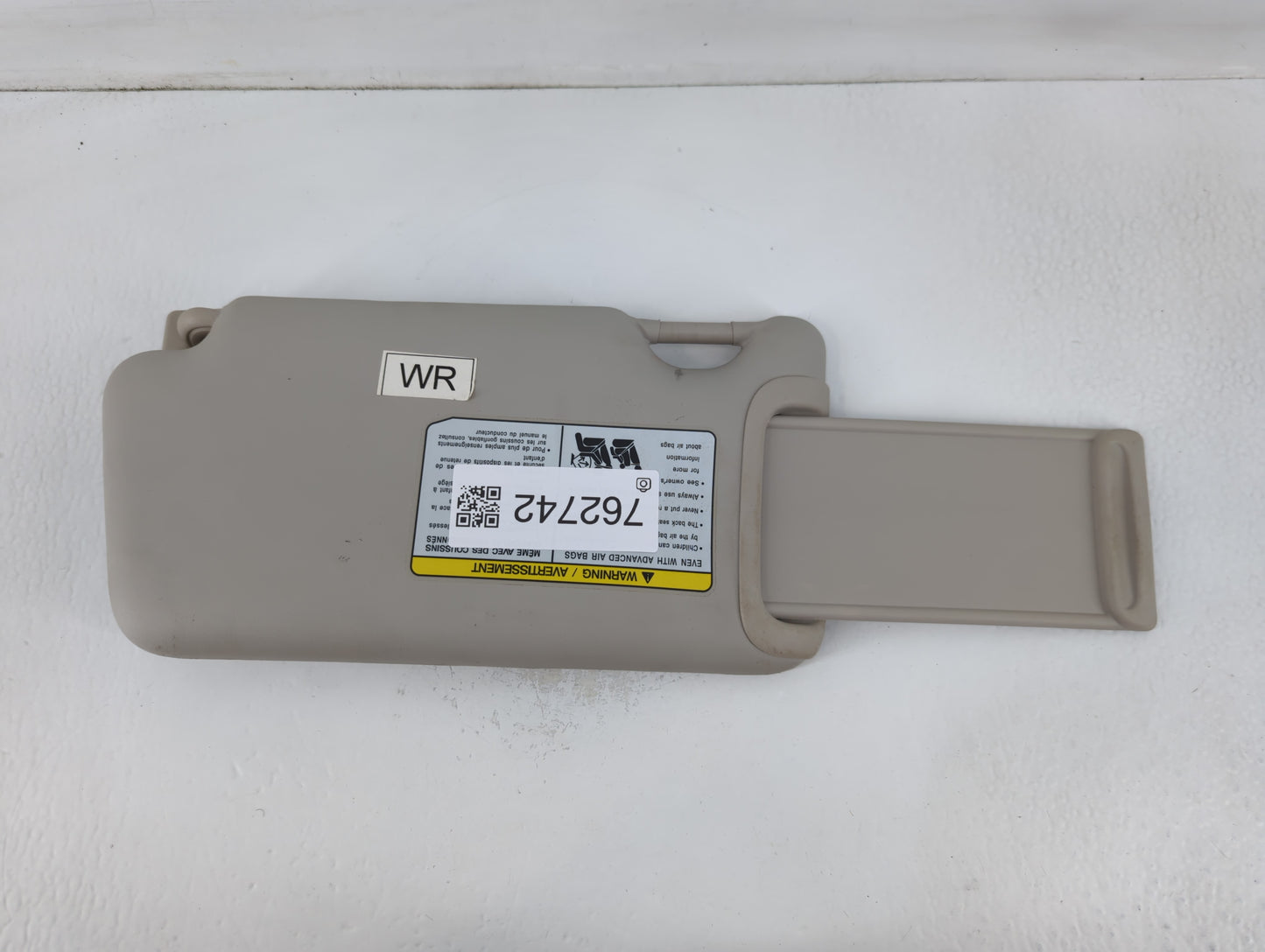 2013-2015 Nissan Versa Sun Visor Shade Replacement Passenger Right Mirror Fits Fits 2013 2014 2015 OEM Used Auto Parts - Oemusedautoparts1.com