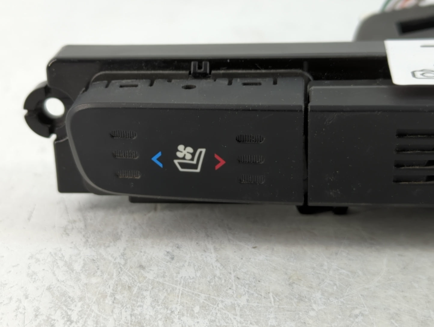 2015 Kia Sorento Climate Control Module Temperature AC/Heater Replacement P/N:97270-XXXXX Fits OEM Used Auto Parts - Oemusedautoparts1.com