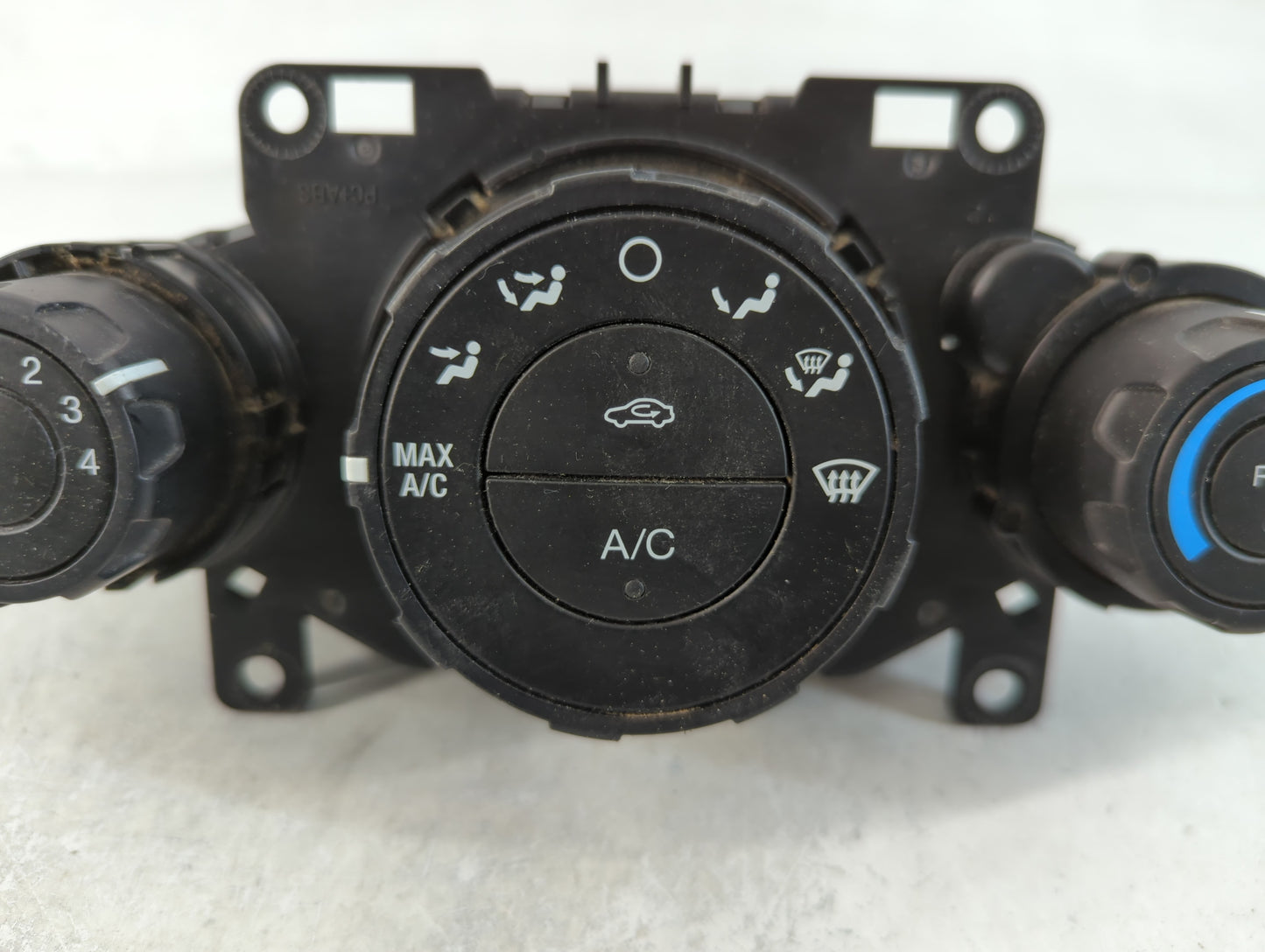 2011-2013 Ford Fiesta Climate Control Module Temperature AC/Heater Replacement P/N:AE83 19980 AE Fits Fits 2011 2012 2013 OEM Used Auto Parts - Oemusedautoparts1.com