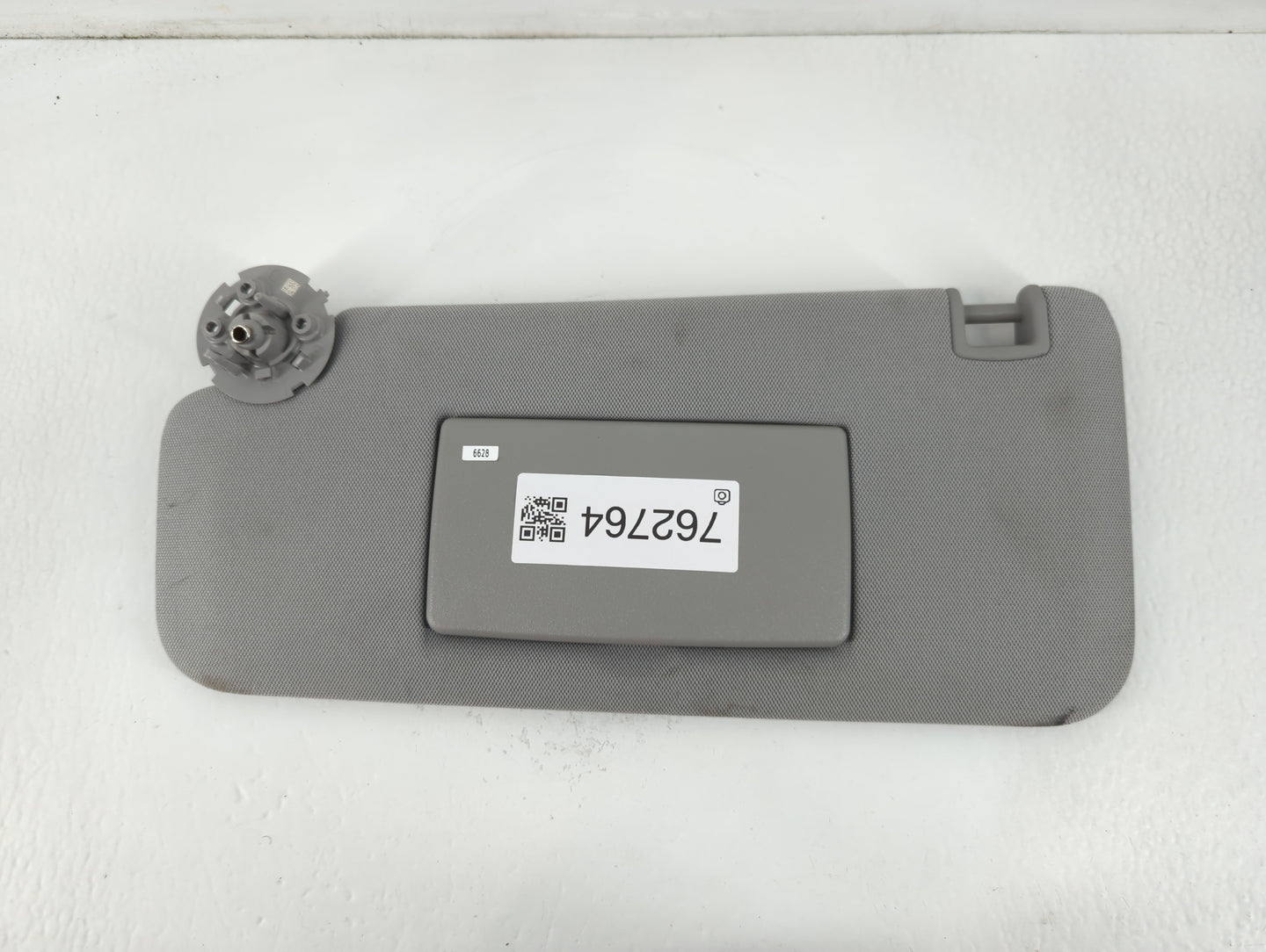 2017-2021 Chevrolet Trax Sun Visor Shade Replacement Driver Left Mirror Fits Fits 2017 2018 2019 2020 2021 OEM Used Auto Parts - Oemusedautoparts1.com