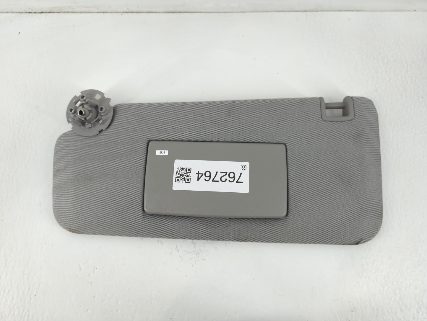 2017-2021 Chevrolet Trax Sun Visor Shade Replacement Driver Left Mirror Fits Fits 2017 2018 2019 2020 2021 OEM Used Auto Parts - Oemusedautoparts1.com