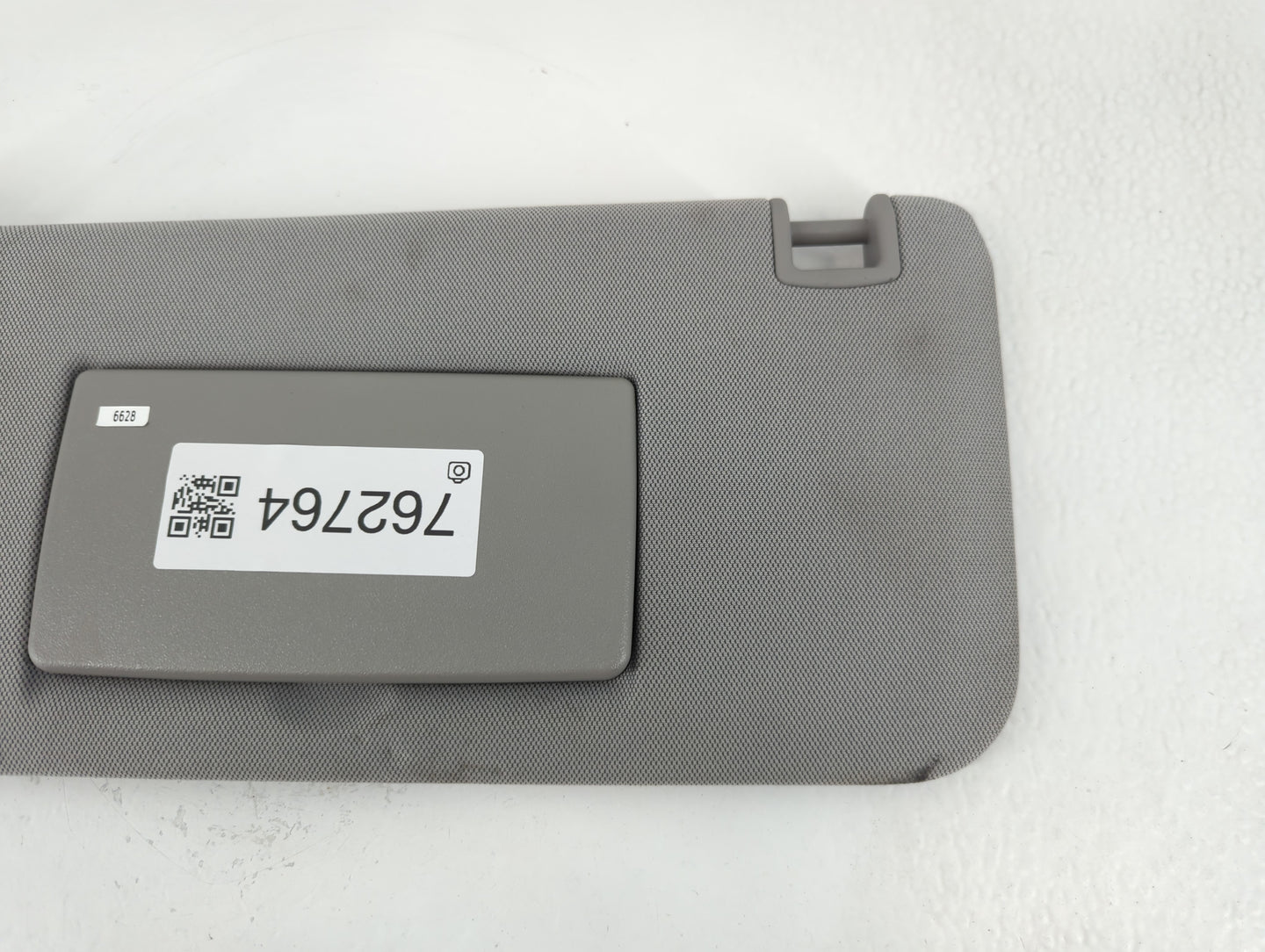 2017-2021 Chevrolet Trax Sun Visor Shade Replacement Driver Left Mirror Fits Fits 2017 2018 2019 2020 2021 OEM Used Auto Parts - Oemusedautoparts1.com