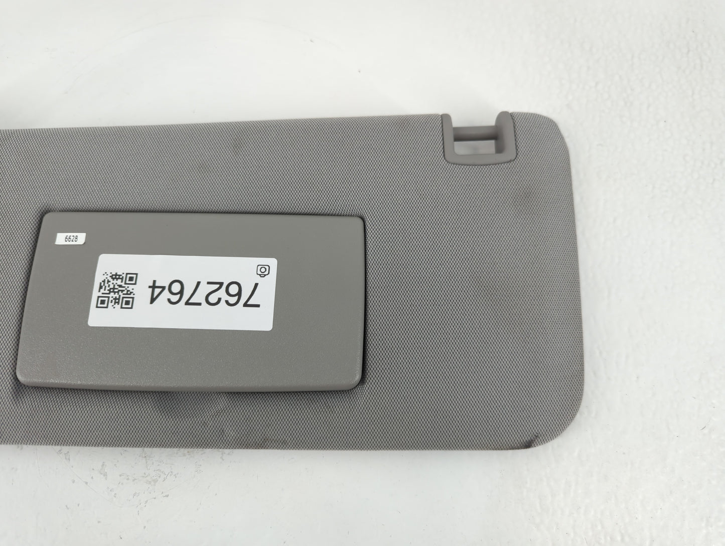 2017-2021 Chevrolet Trax Sun Visor Shade Replacement Driver Left Mirror Fits Fits 2017 2018 2019 2020 2021 OEM Used Auto Parts - Oemusedautoparts1.com