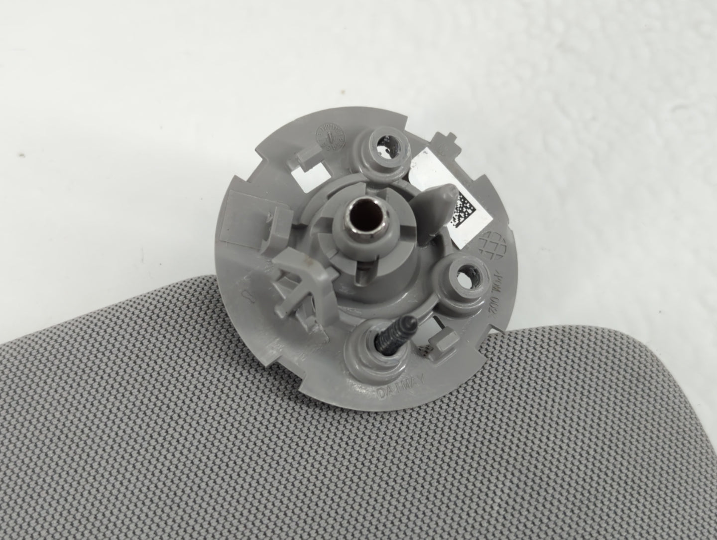 2017-2021 Chevrolet Trax Sun Visor Shade Replacement Passenger Right Mirror Fits Fits 2017 2018 2019 2020 2021 OEM Used Auto Parts - Oemusedautoparts1.com