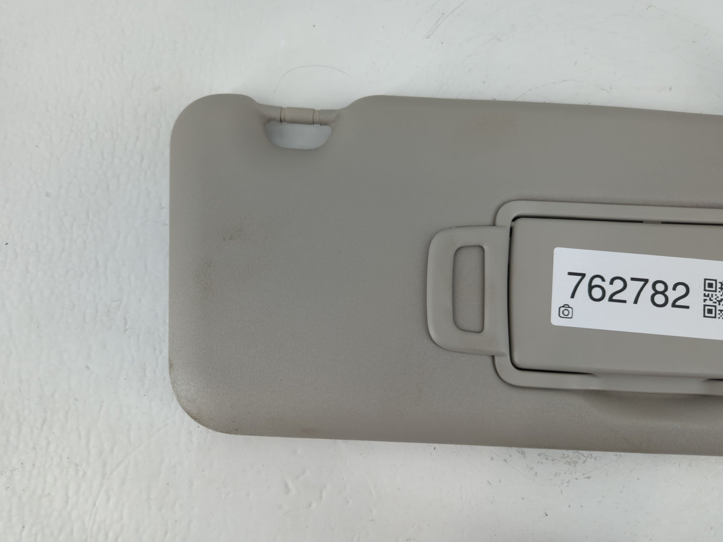 2020-2022 Nissan Sentra Sun Visor Shade Replacement Passenger Right Mirror Fits Fits 2020 2021 2022 OEM Used Auto Parts - Oemusedautoparts1.com