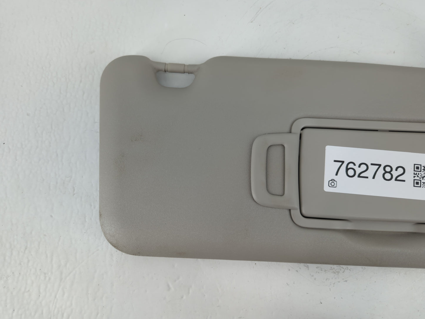 2020-2022 Nissan Sentra Sun Visor Shade Replacement Passenger Right Mirror Fits Fits 2020 2021 2022 OEM Used Auto Parts - Oemusedautoparts1.com