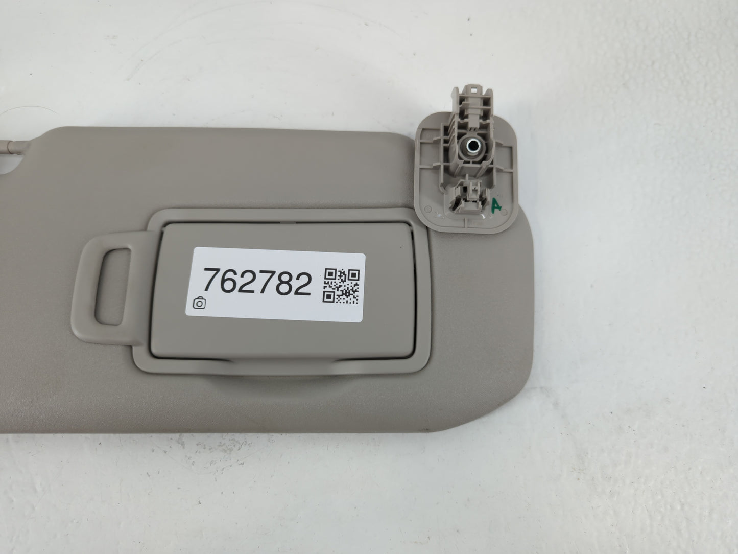 2020-2022 Nissan Sentra Sun Visor Shade Replacement Passenger Right Mirror Fits Fits 2020 2021 2022 OEM Used Auto Parts - Oemusedautoparts1.com