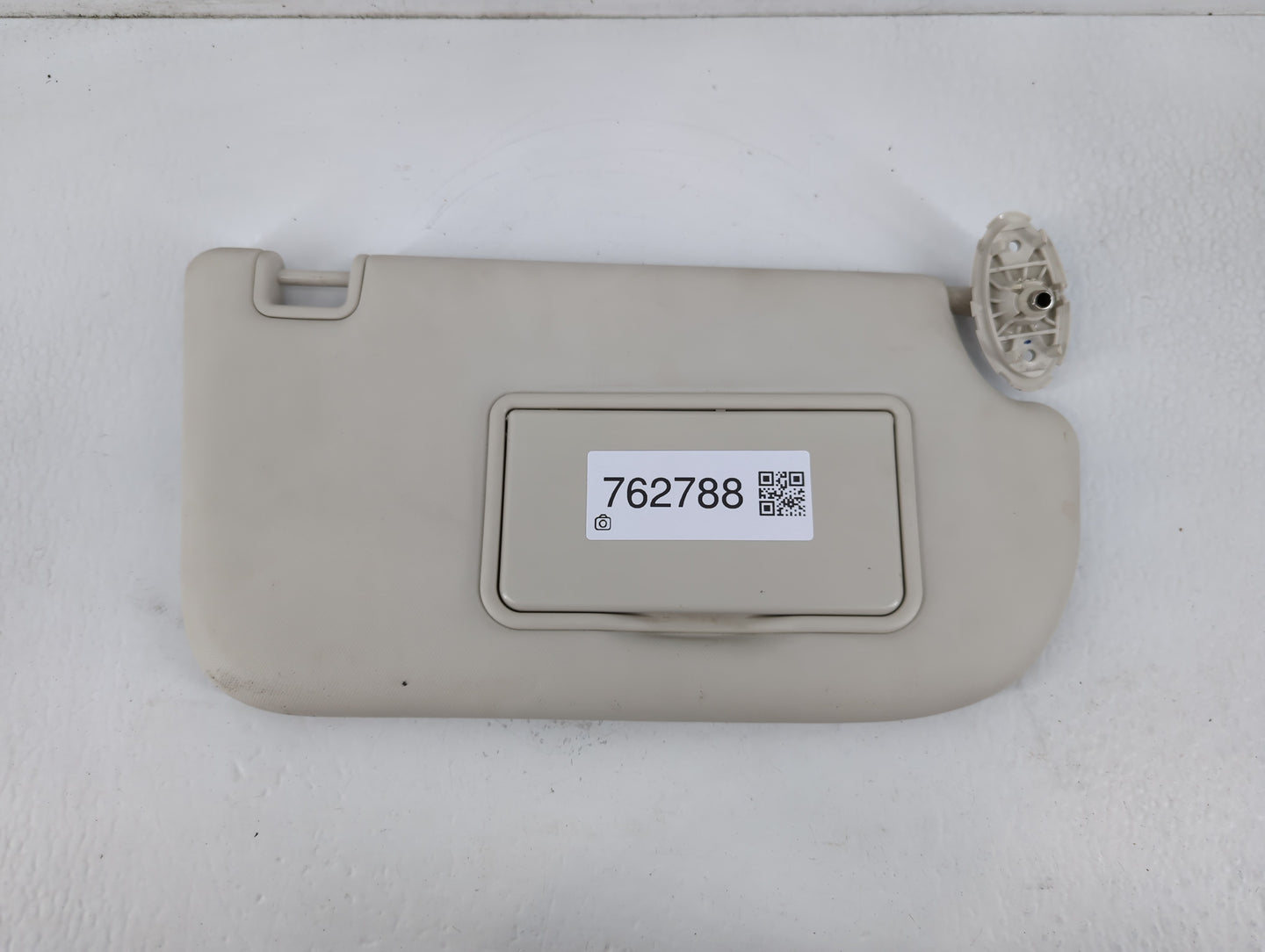 2013-2019 Ford Escape Sun Visor Shade Replacement Passenger Right Mirror Fits Fits 2013 2014 2015 2016 2017 2018 2019 OEM Used Auto Parts - Oemusedautoparts1.com
