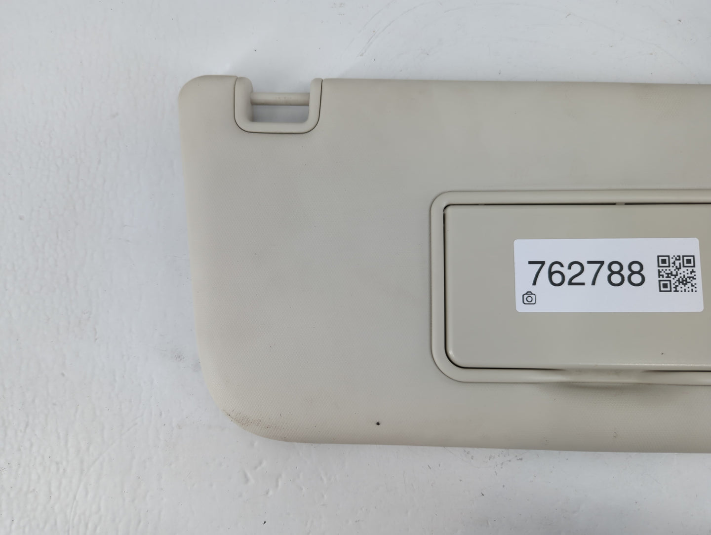 2013-2019 Ford Escape Sun Visor Shade Replacement Passenger Right Mirror Fits Fits 2013 2014 2015 2016 2017 2018 2019 OEM Used Auto Parts - Oemusedautoparts1.com