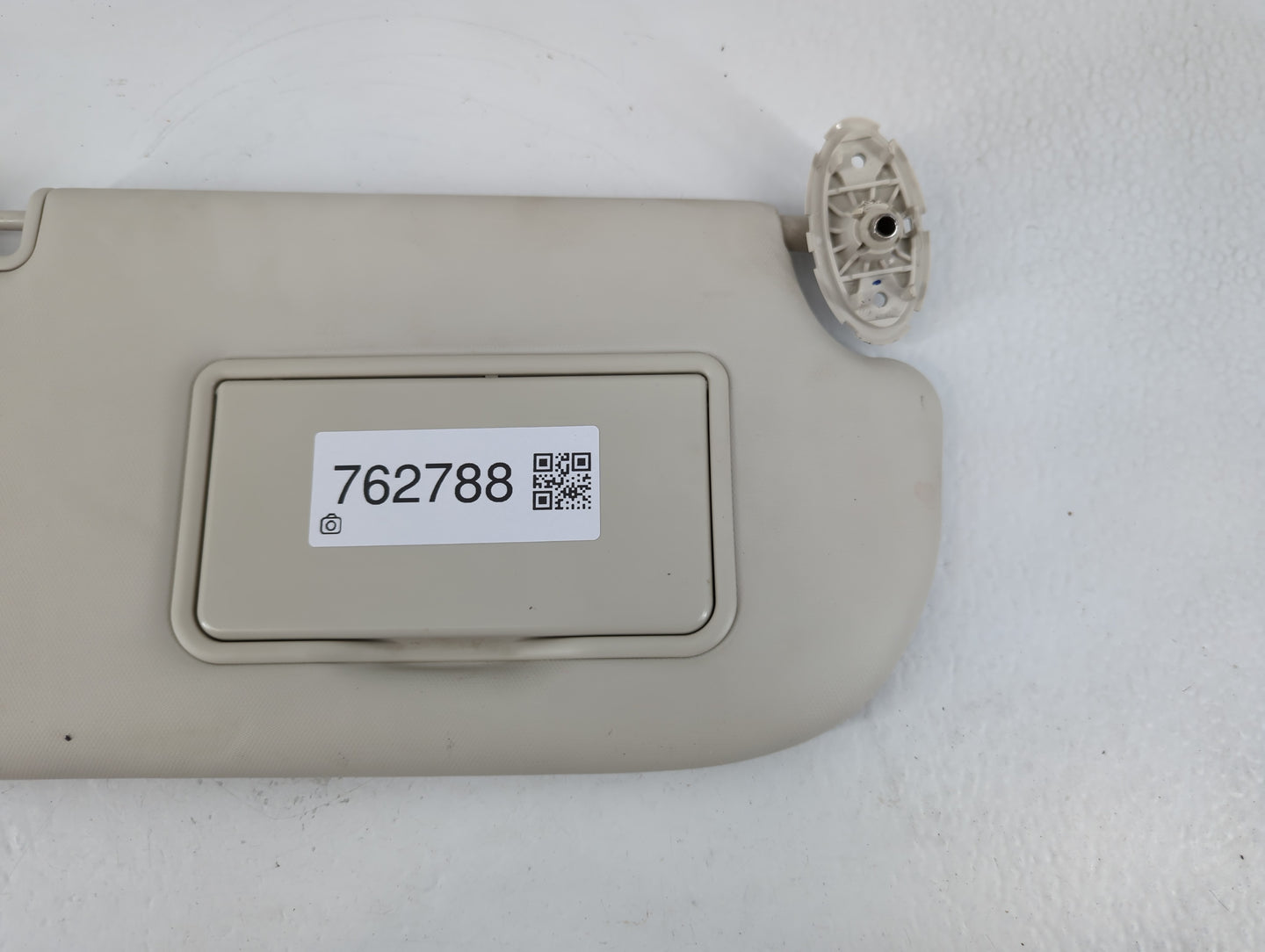 2013-2019 Ford Escape Sun Visor Shade Replacement Passenger Right Mirror Fits Fits 2013 2014 2015 2016 2017 2018 2019 OEM Used Auto Parts - Oemusedautoparts1.com