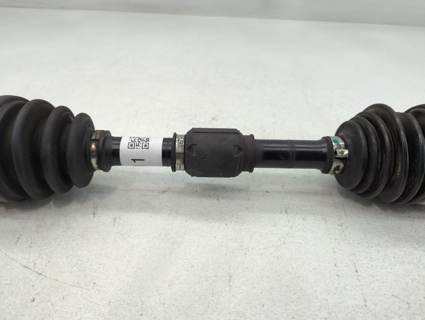 2007-2013 Nissan Altima Axle Shaft Front Driver Cv C/v - Oemusedautoparts1.com
