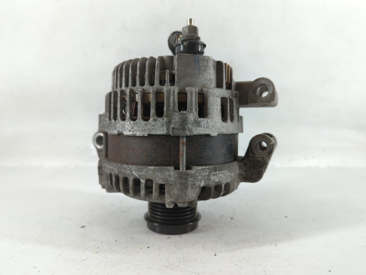 2014-2018 Jeep Cherokee Alternator Replacement Generator Charging Assembly Engine OEM P/N:A002TX3581ZC 56029624AA Fits OEM Used Auto Parts - Oemusedautoparts1.com