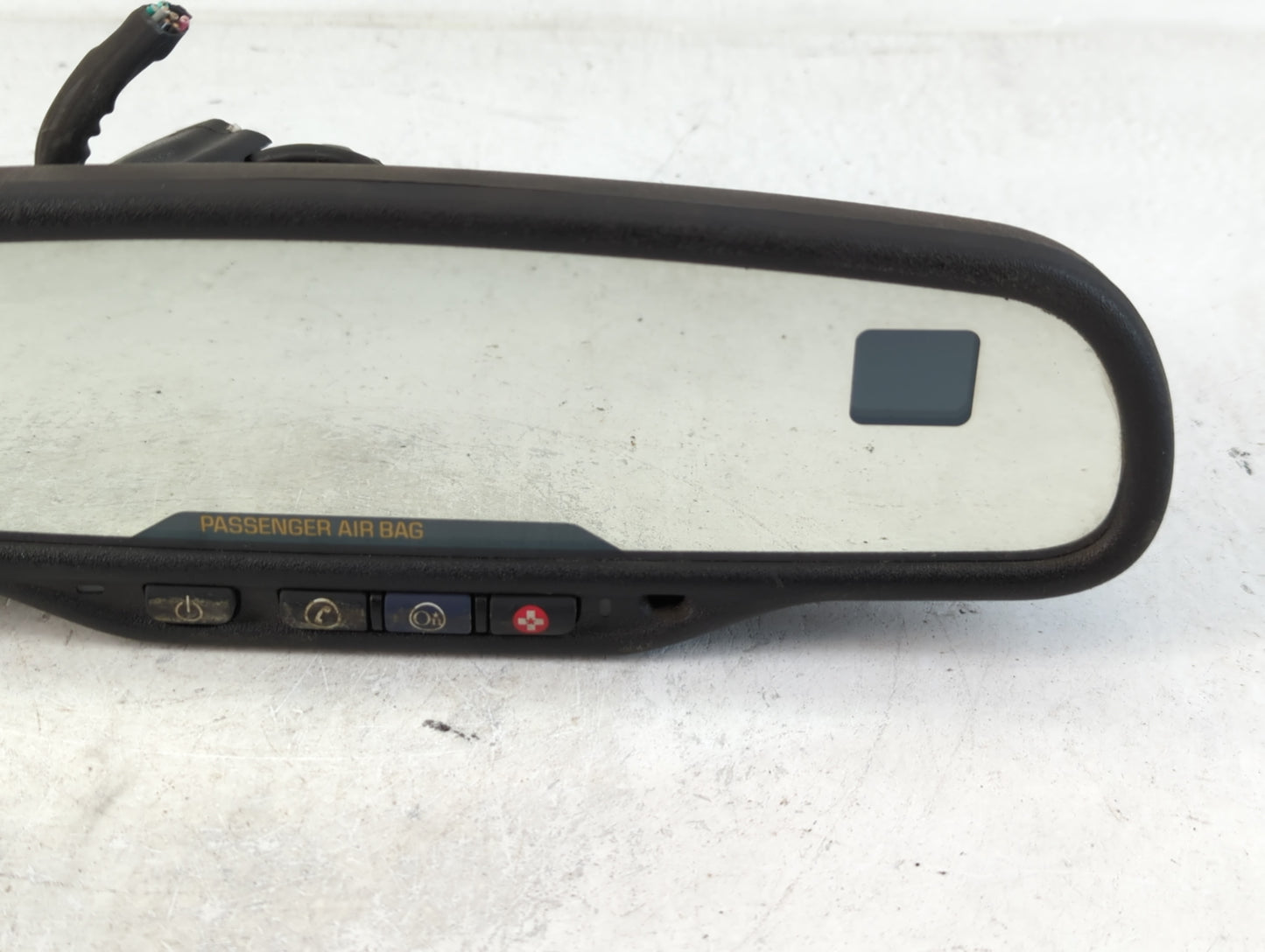 2005 Gmc Yukon Interior Rear View Mirror Replacement OEM P/N:E11015322 Fits OEM Used Auto Parts - Oemusedautoparts1.com