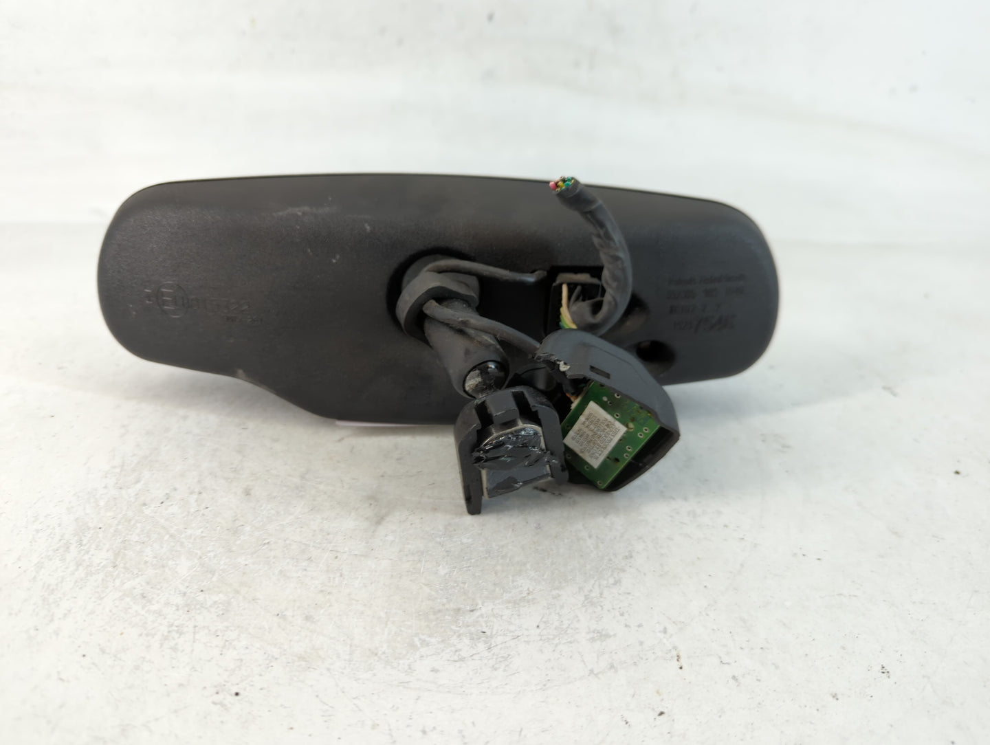 2005 Gmc Yukon Interior Rear View Mirror Replacement OEM P/N:E11015322 Fits OEM Used Auto Parts - Oemusedautoparts1.com