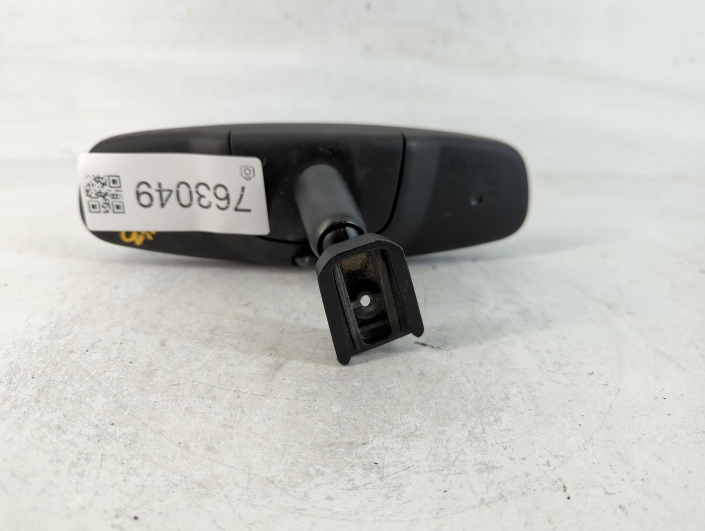 2021-2022 Chevrolet Trailblazer Interior Rear View Mirror Replacement OEM P/N:E11049098 Fits OEM Used Auto Parts - Oemusedautoparts1.com