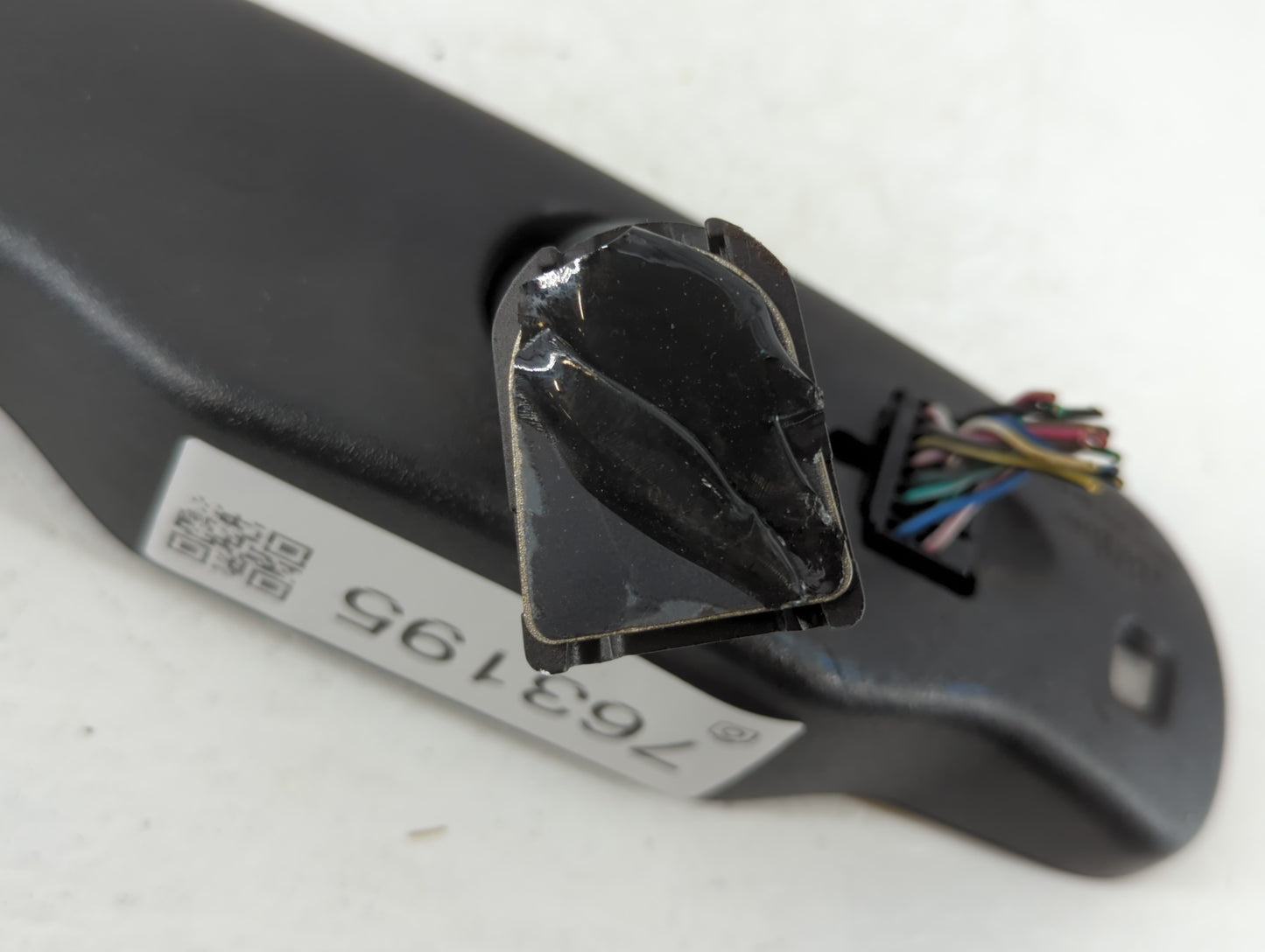 2009-2017 Buick Enclave Interior Rear View Mirror Replacement OEM P/N:15816792 Fits OEM Used Auto Parts - Oemusedautoparts1.com