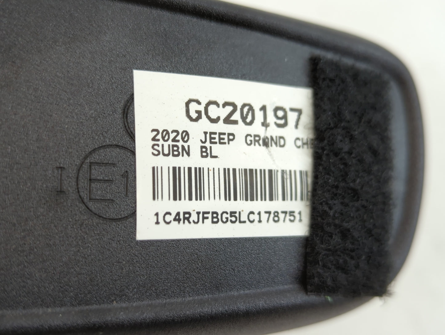 2018-2022 Chrysler Pacifica Interior Rear View Mirror Replacement OEM P/N:1C4RJFGB5L GC20197 Fits Fits 2018 2019 2020 2021 2022 OEM Used Auto Parts