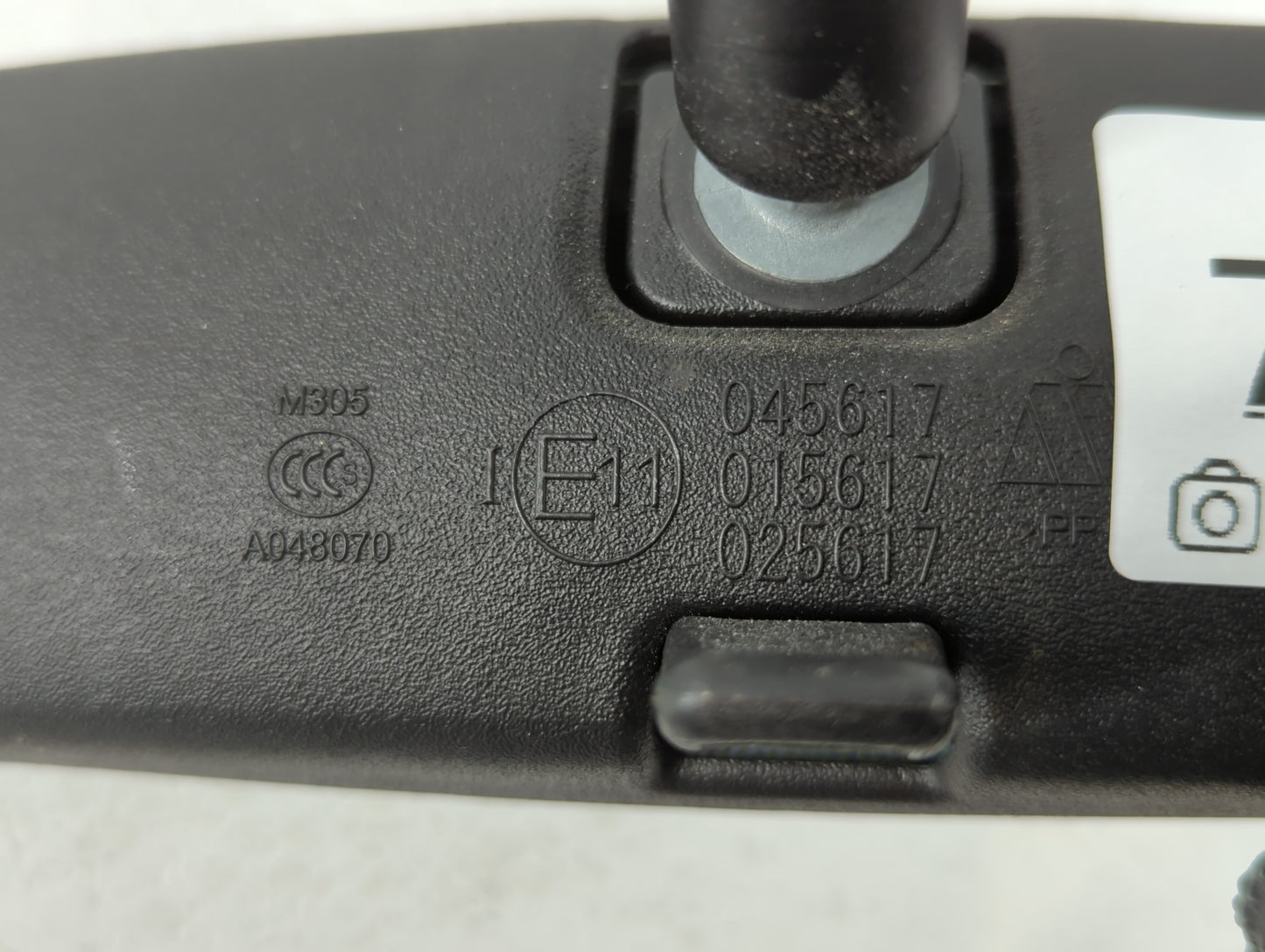 2022 Honda Civic Interior Rear View Mirror Replacement OEM P/N:E11045617 E11025617, E11015617 Fits OEM Used Auto Parts - Oemusedautoparts1.com