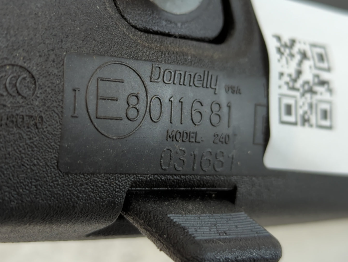 2010-2018 Ford Focus Interior Rear View Mirror Replacement OEM P/N:E8011681 Fits OEM Used Auto Parts - Oemusedautoparts1.com