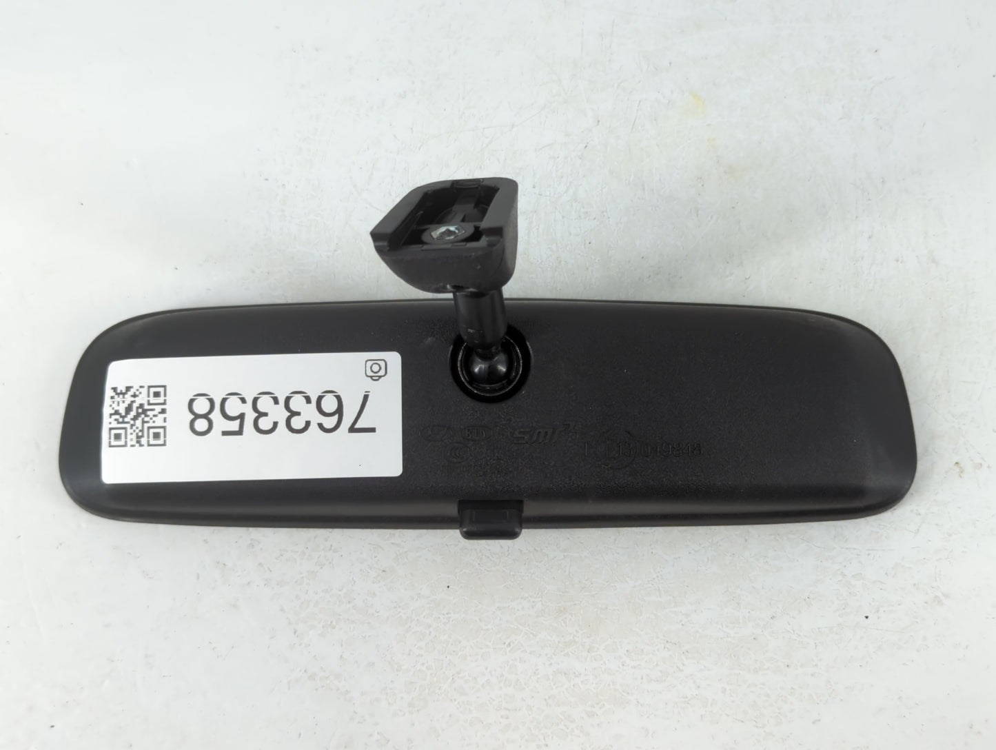 2018-2021 Hyundai Kona Interior Rear View Mirror Replacement OEM P/N:E13049848 Fits OEM Used Auto Parts - Oemusedautoparts1.com