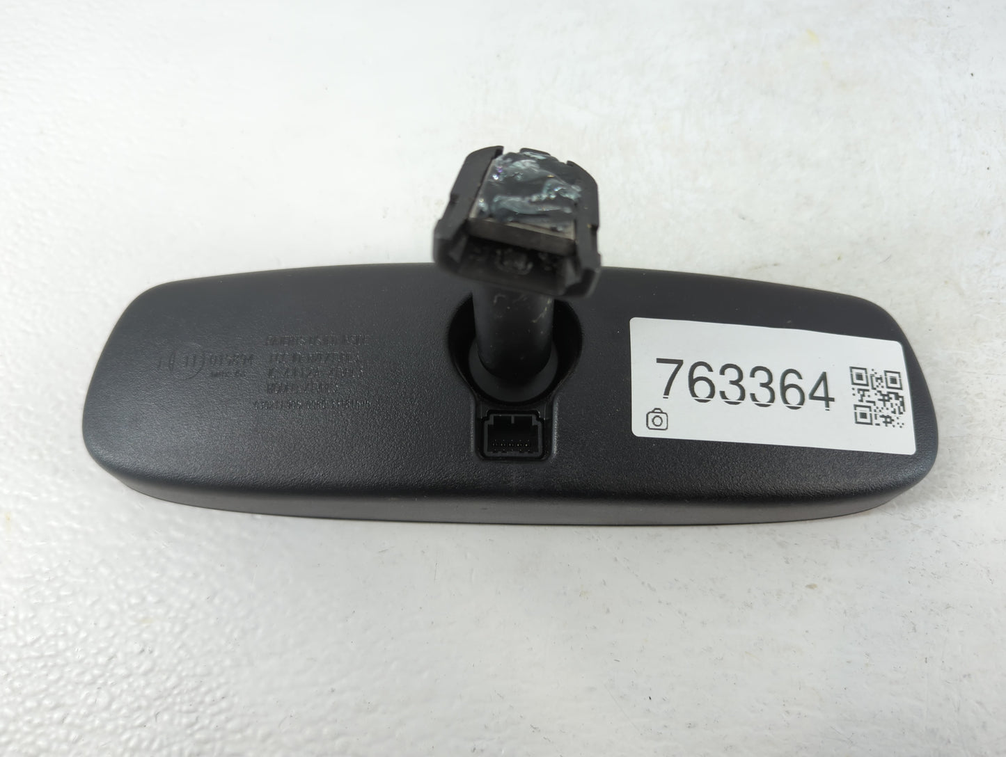 2011 Hyundai Sonata Interior Rear View Mirror Replacement OEM P/N:E11015894 Fits OEM Used Auto Parts - Oemusedautoparts1.com
