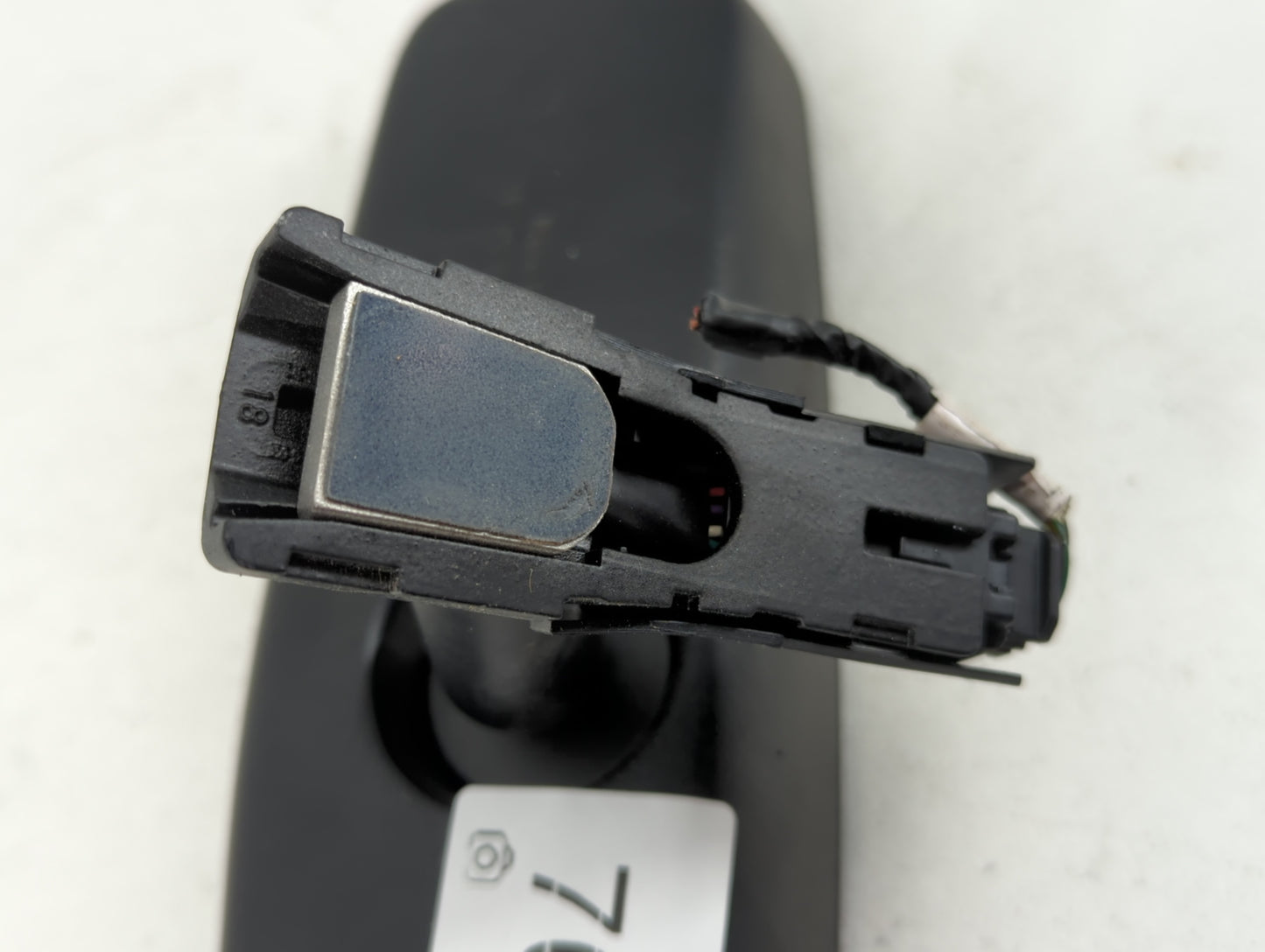 2011-2019 Hyundai Sonata Interior Rear View Mirror Replacement OEM P/N:IE11026666 Fits OEM Used Auto Parts - Oemusedautoparts1.com