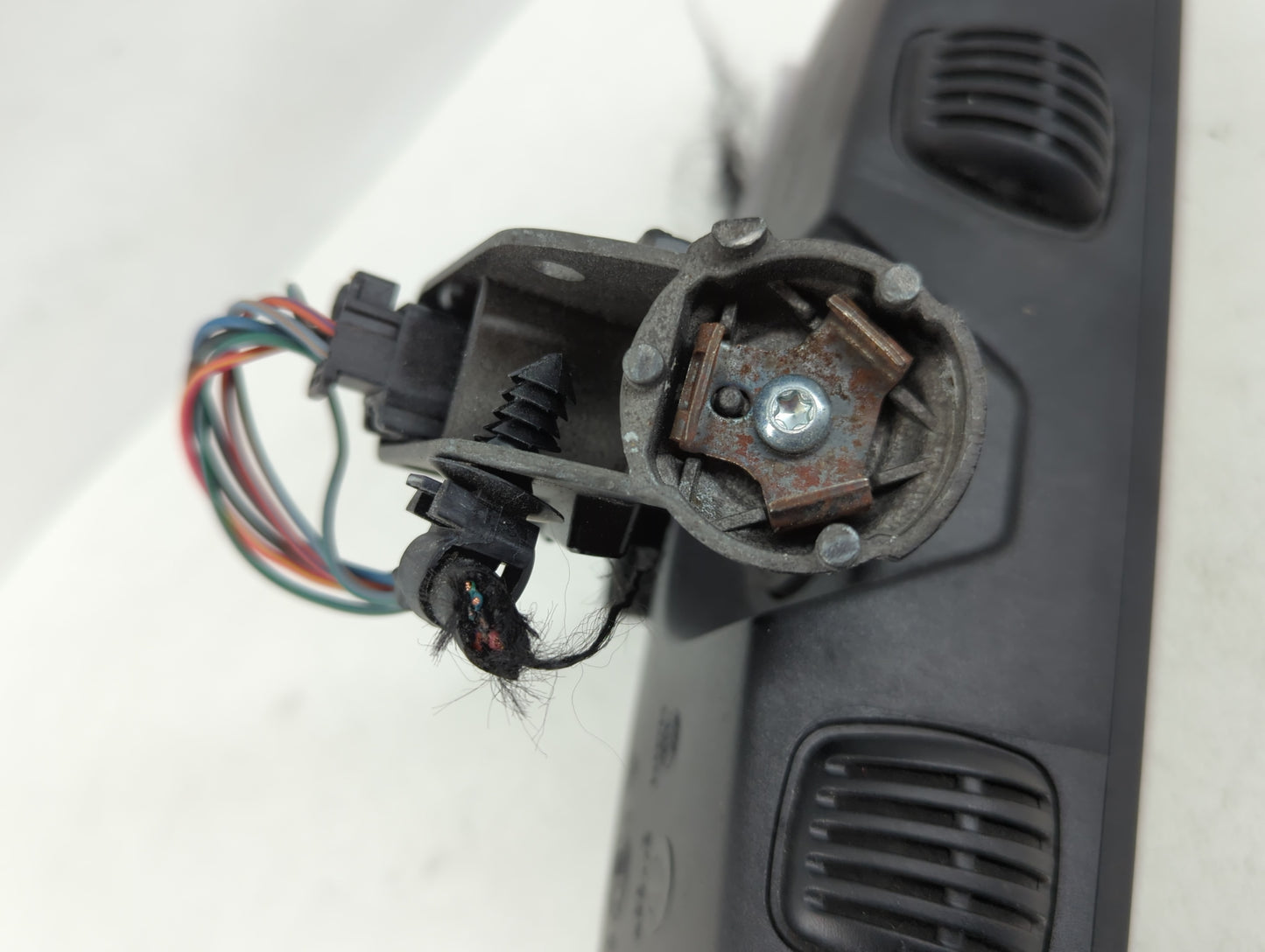 2001-2008 Toyota Rav4 Interior Rear View Mirror Replacement OEM P/N:A048070 M805 Fits Fits 2001 2002 2003 2004 2005 2006 2007 2008 OEM Used Auto Parts - Oemusedautoparts1.com