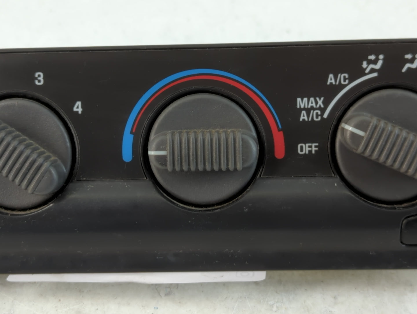 2004 Chevrolet S10 Blazer Climate Control Module Temperature AC/Heater Replacement P/N:150989664126 Fits OEM Used Auto Parts - Oemusedautoparts1.com