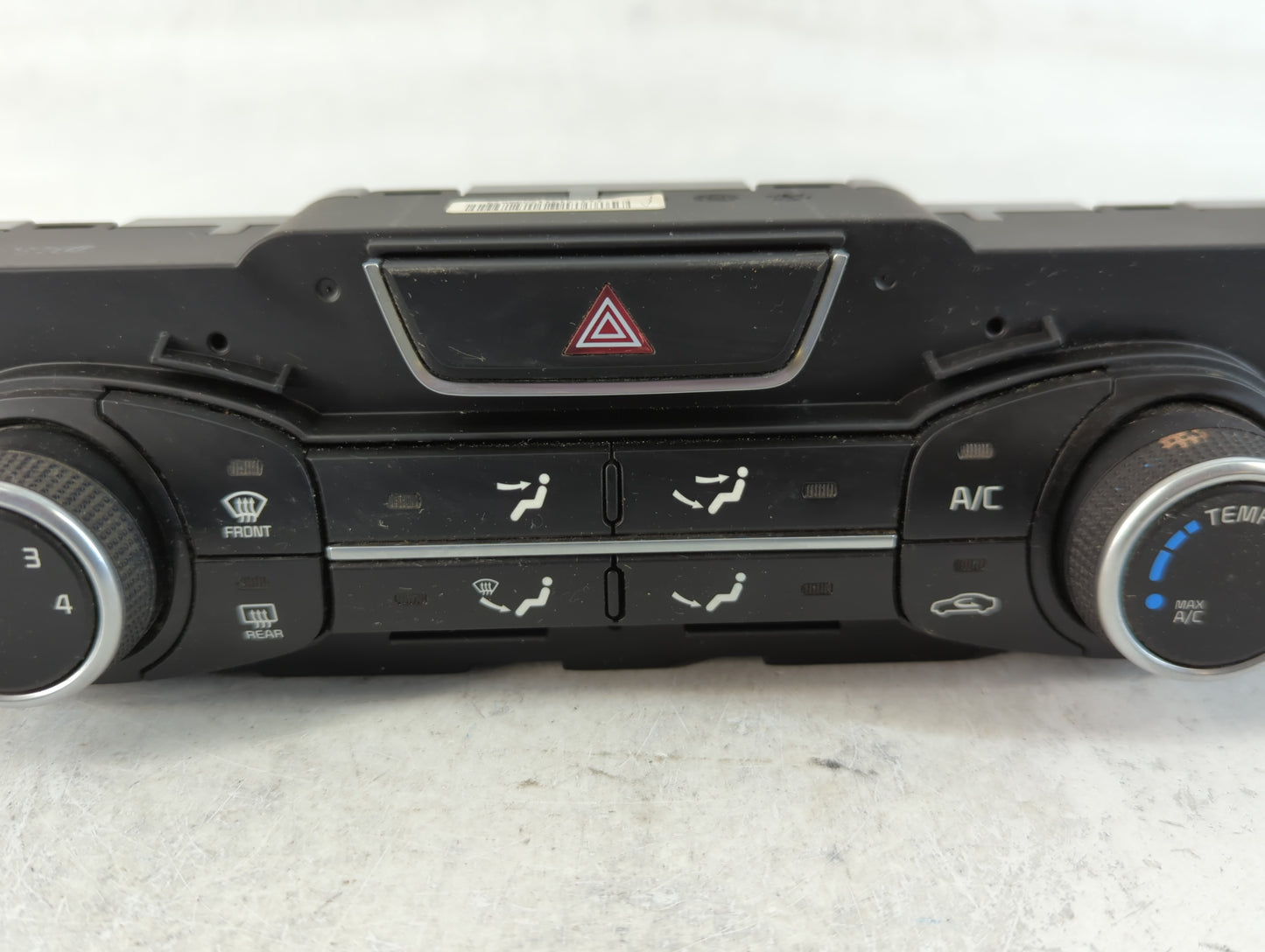 2014-2015 Kia Optima Climate Control Module Temperature AC/Heater Replacement P/N:Q138TLEZ 97250-2TLE0 Fits Fits 2014 2015 OEM Used Auto Parts - Oemusedautoparts1.com