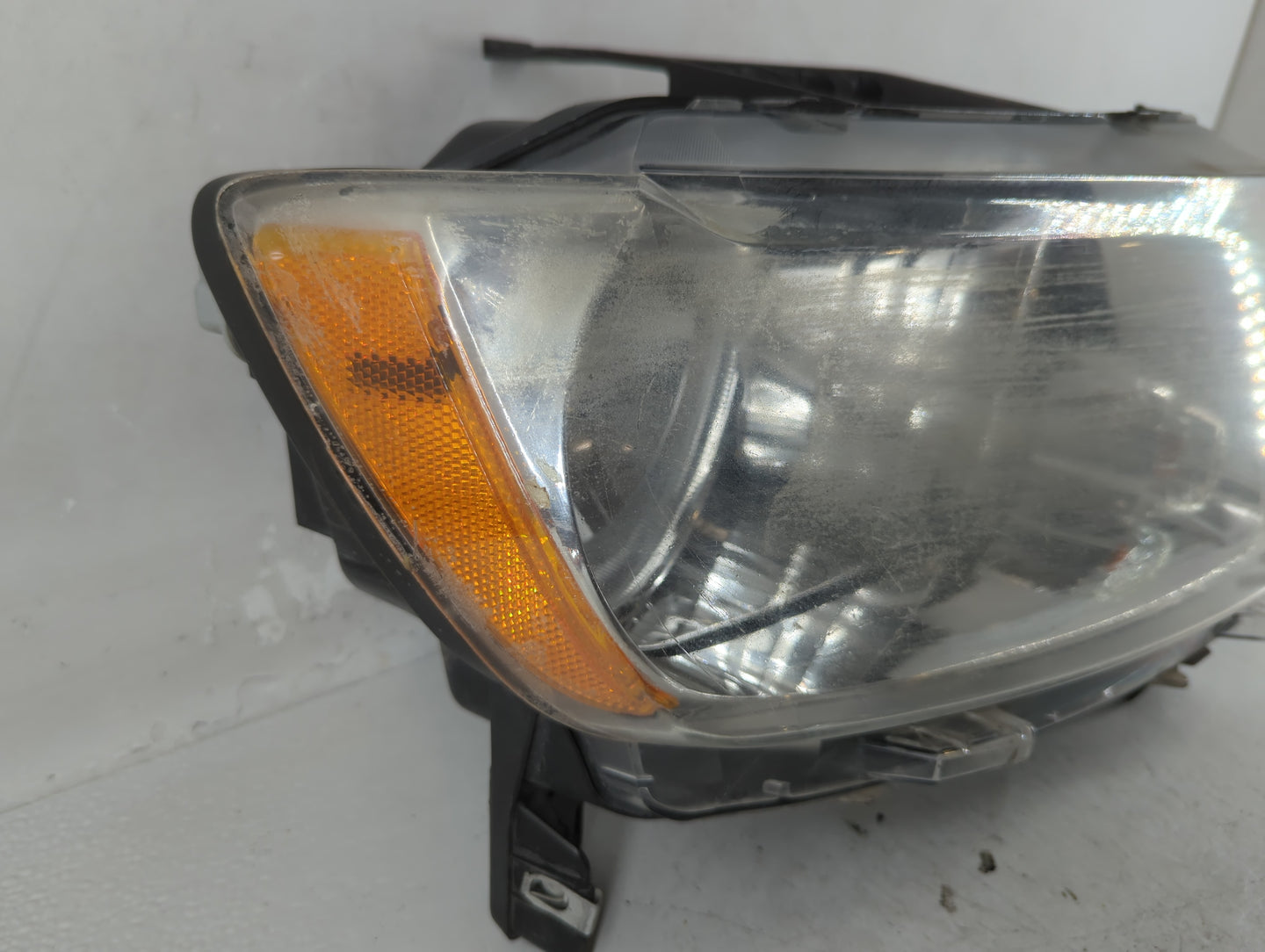 2012 Jeep Compass Passenger Right Oem Head Light Headlight Lamp - Oemusedautoparts1.com
