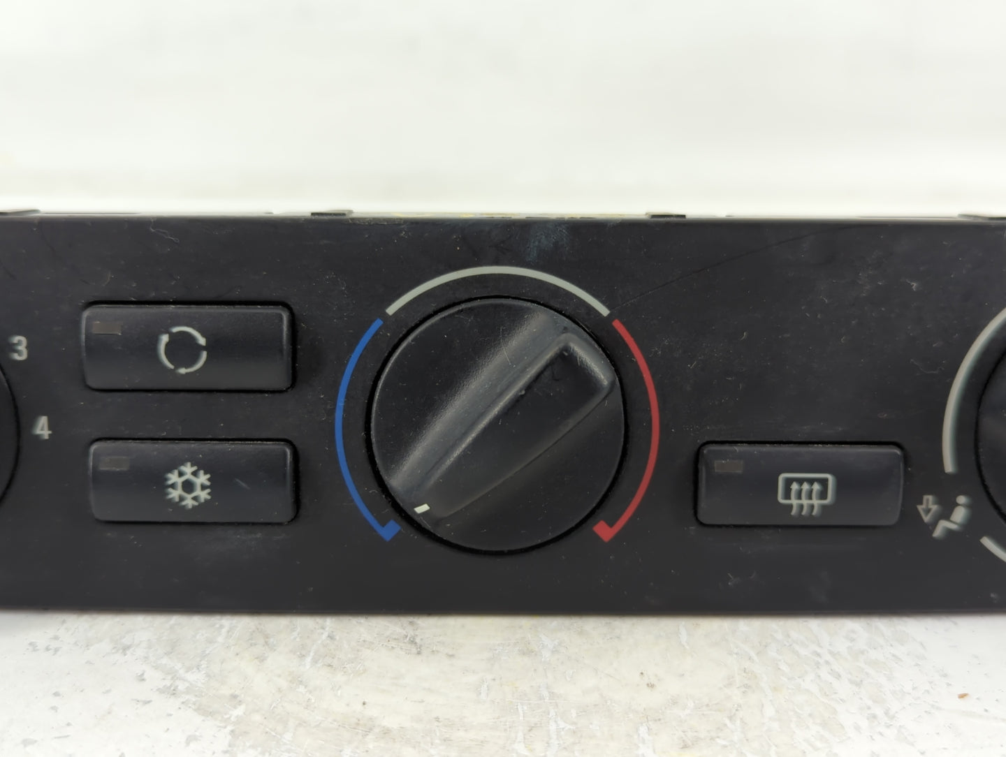 2001-2006 Bmw M3 Climate Control Module Temperature AC/Heater Replacement P/N:921 845 6411 6 921 845 Fits OEM Used Auto Parts - Oemusedautoparts1.com
