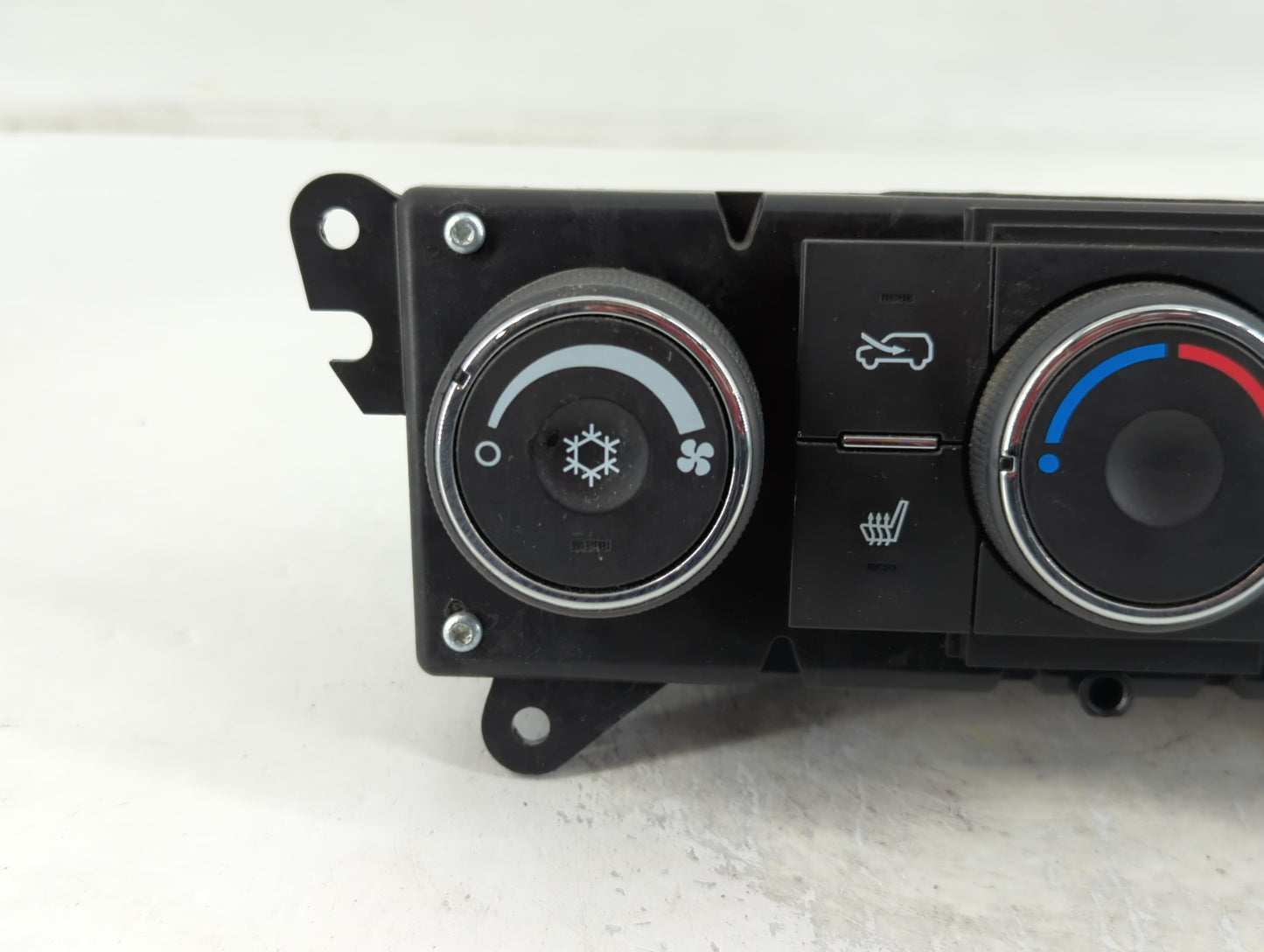 2007-2009 Chevrolet Equinox Climate Control Module Temperature AC/Heater Replacement P/N:25863023 191 D6313 AVH Fits OEM Used Auto Parts - Oemusedautoparts1.com