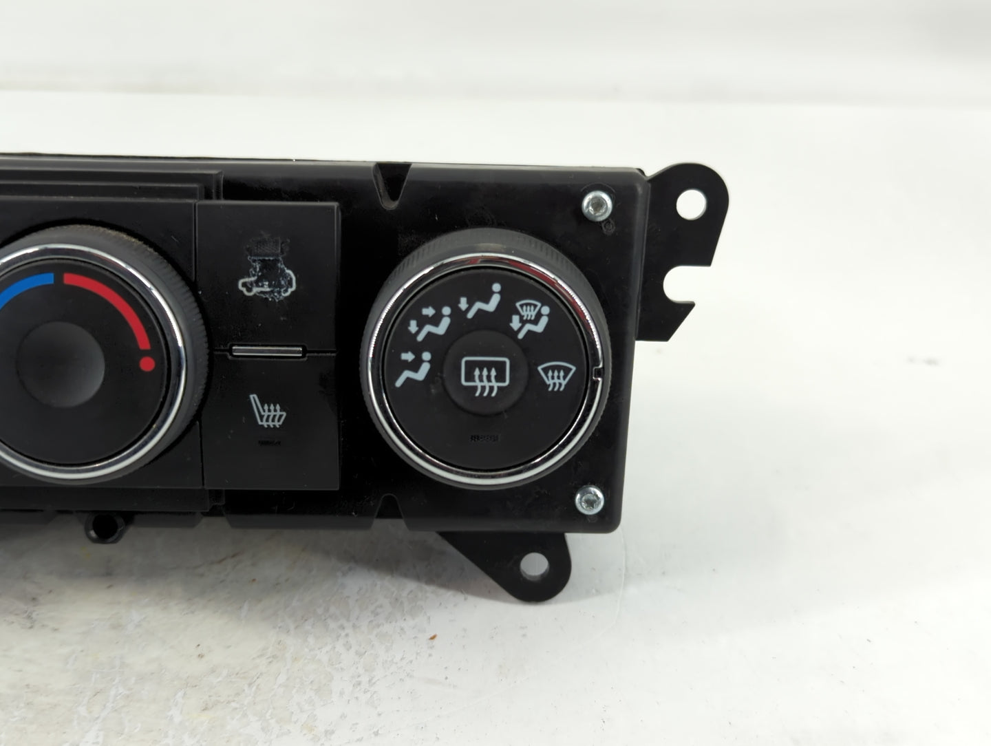 2007-2009 Chevrolet Equinox Climate Control Module Temperature AC/Heater Replacement P/N:25863023 191 D6313 AVH Fits OEM Used Auto Parts - Oemusedautoparts1.com