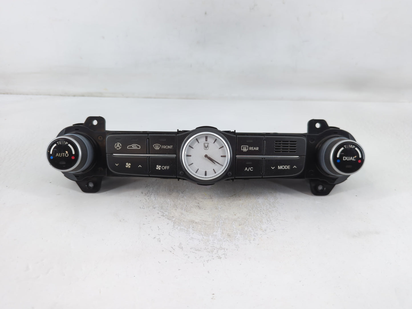 2011-2013 Hyundai Equus Climate Control Module Temperature AC/Heater Replacement P/N:377363-100VS 93790-3N300 Fits OEM Used Auto Parts - Oemusedautoparts1.com