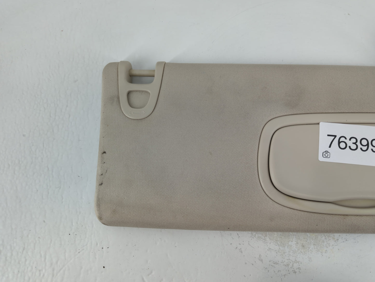 2015 Chrysler 200 Sun Visor Shade Replacement Passenger Right Mirror Fits OEM Used Auto Parts - Oemusedautoparts1.com