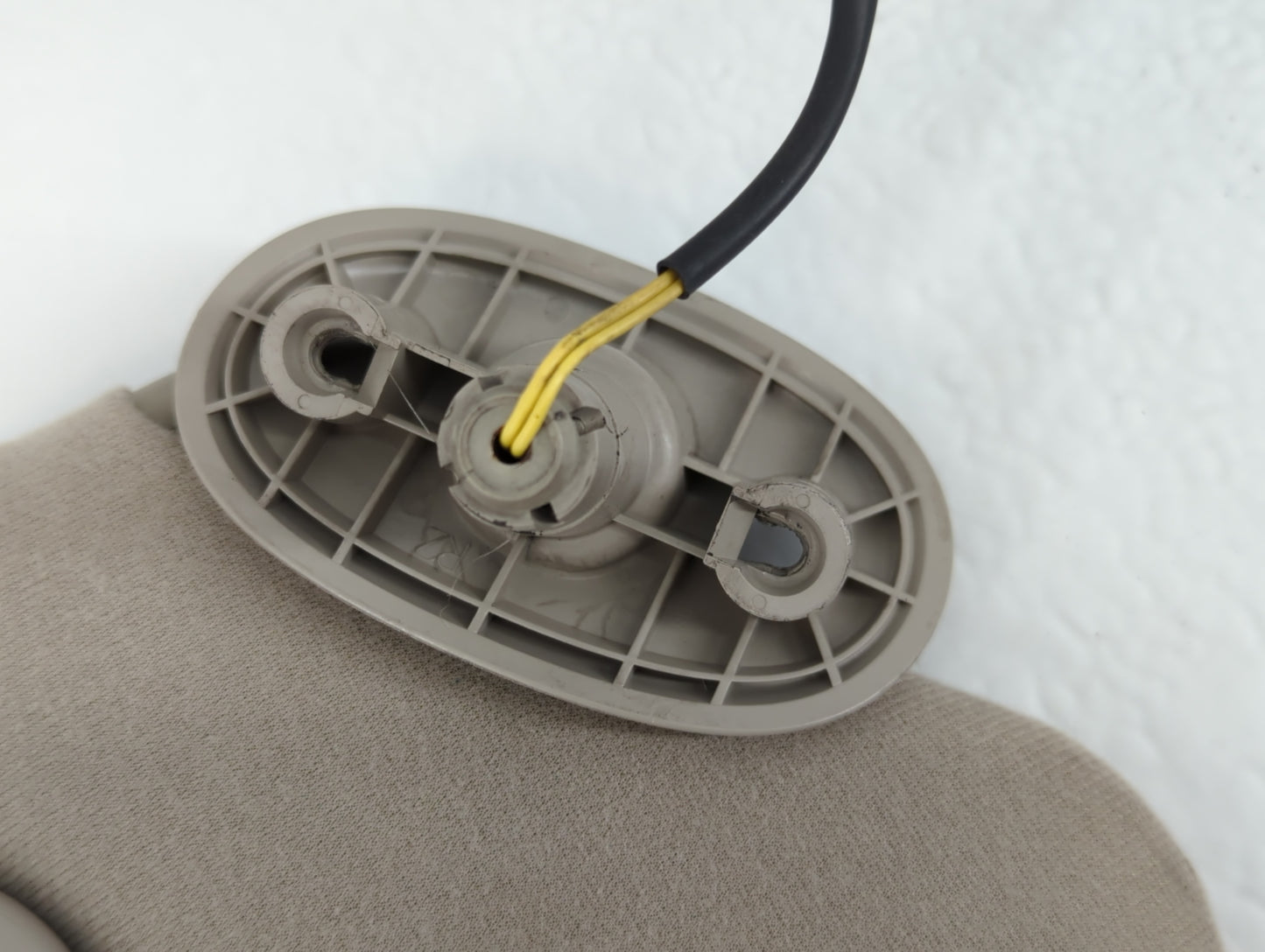 2004-2005 Dodge Durango Sun Visor Shade Replacement Passenger Right Mirror Fits Fits 2004 2005 OEM Used Auto Parts - Oemusedautoparts1.com