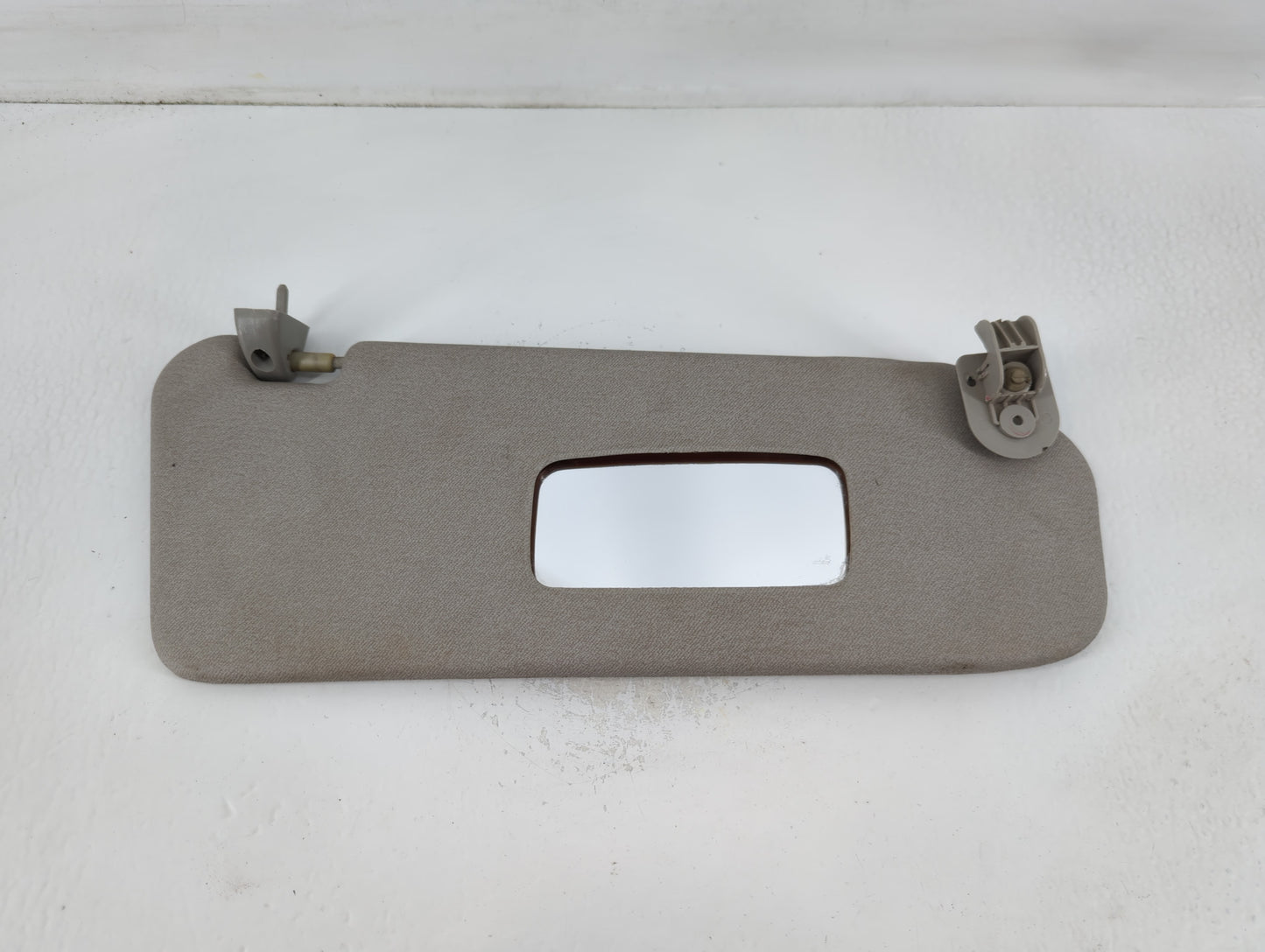 2006-2011 Chevrolet Aveo Sun Visor Shade Replacement Passenger Right Mirror Fits Fits 2005 2006 2007 2008 2009 2010 2011 OEM Used Auto Parts - Oemusedautoparts1.com