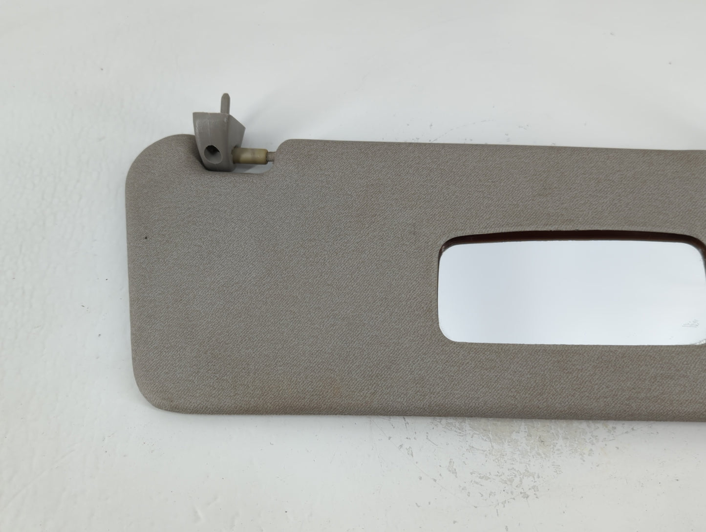 2006-2011 Chevrolet Aveo Sun Visor Shade Replacement Passenger Right Mirror Fits Fits 2005 2006 2007 2008 2009 2010 2011 OEM Used Auto Parts - Oemusedautoparts1.com