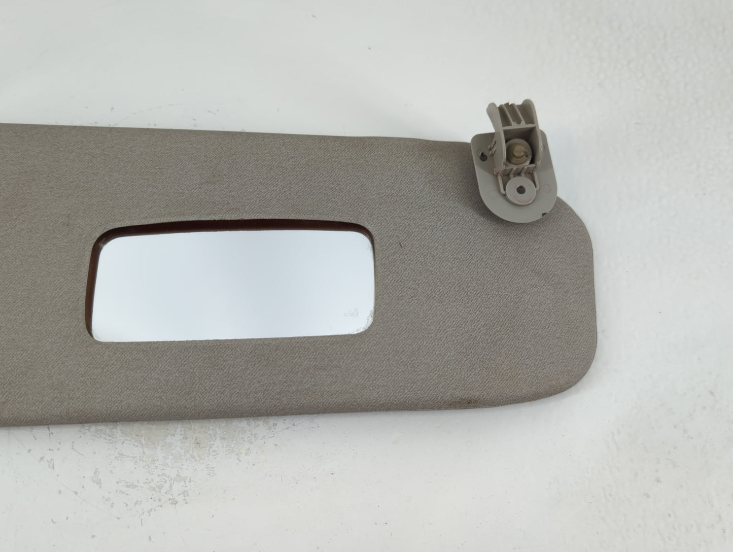 2006-2011 Chevrolet Aveo Sun Visor Shade Replacement Passenger Right Mirror Fits Fits 2005 2006 2007 2008 2009 2010 2011 OEM Used Auto Parts - Oemusedautoparts1.com