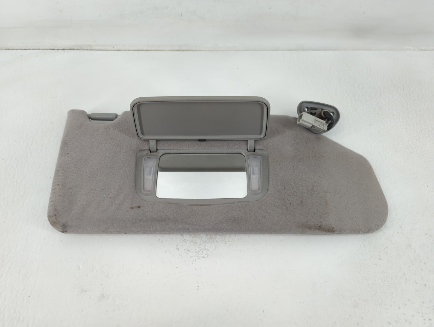 1998-2002 Honda Accord Sun Visor Shade Replacement Passenger Right Mirror Fits Fits 1998 1999 2000 2001 2002 OEM Used Auto Parts - Oemusedautoparts1.com