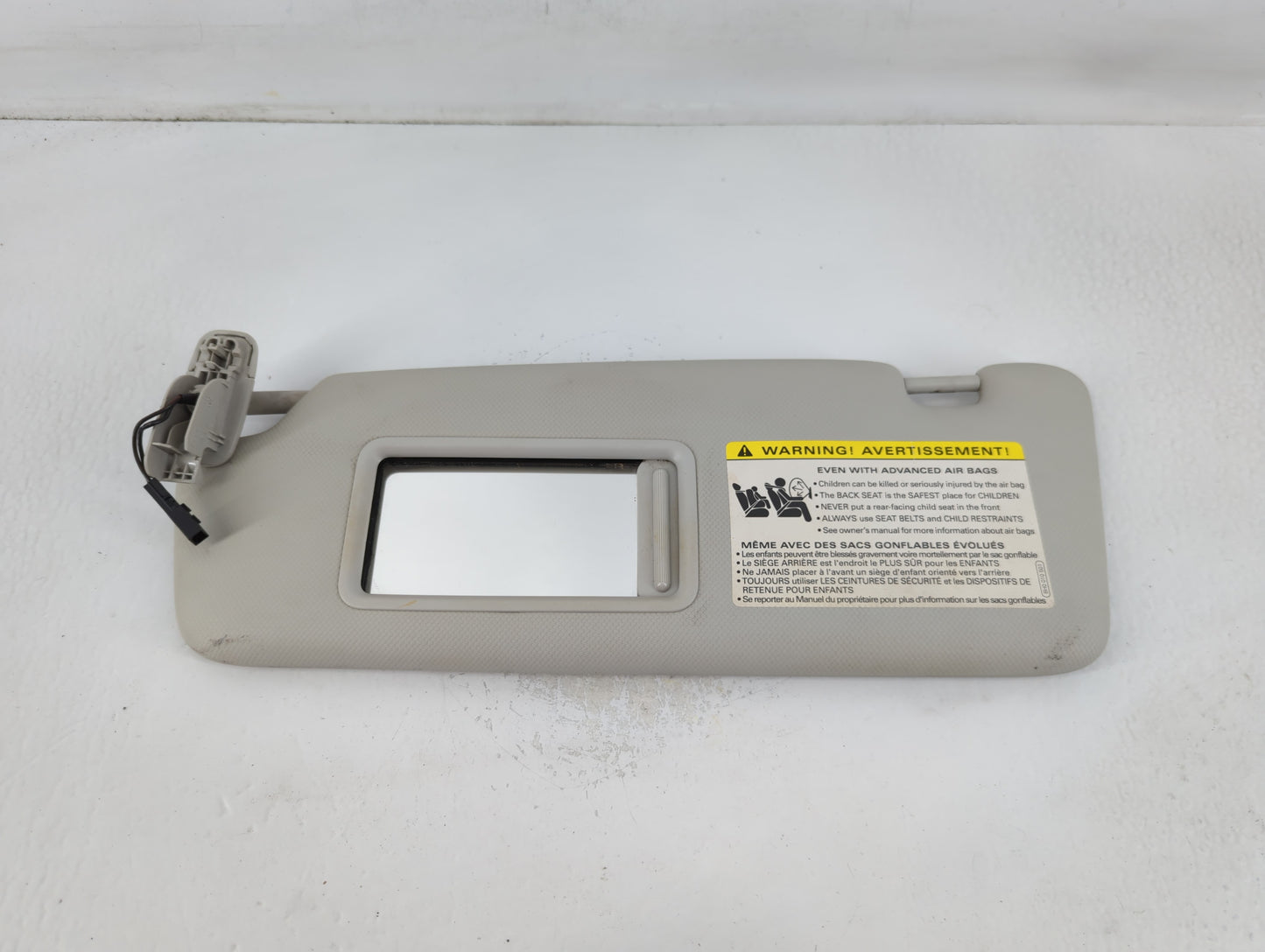 2009-2012 Audi A4 Sun Visor Shade Replacement Driver Left Mirror Fits Fits 2009 2010 2011 2012 OEM Used Auto Parts - Oemusedautoparts1.com